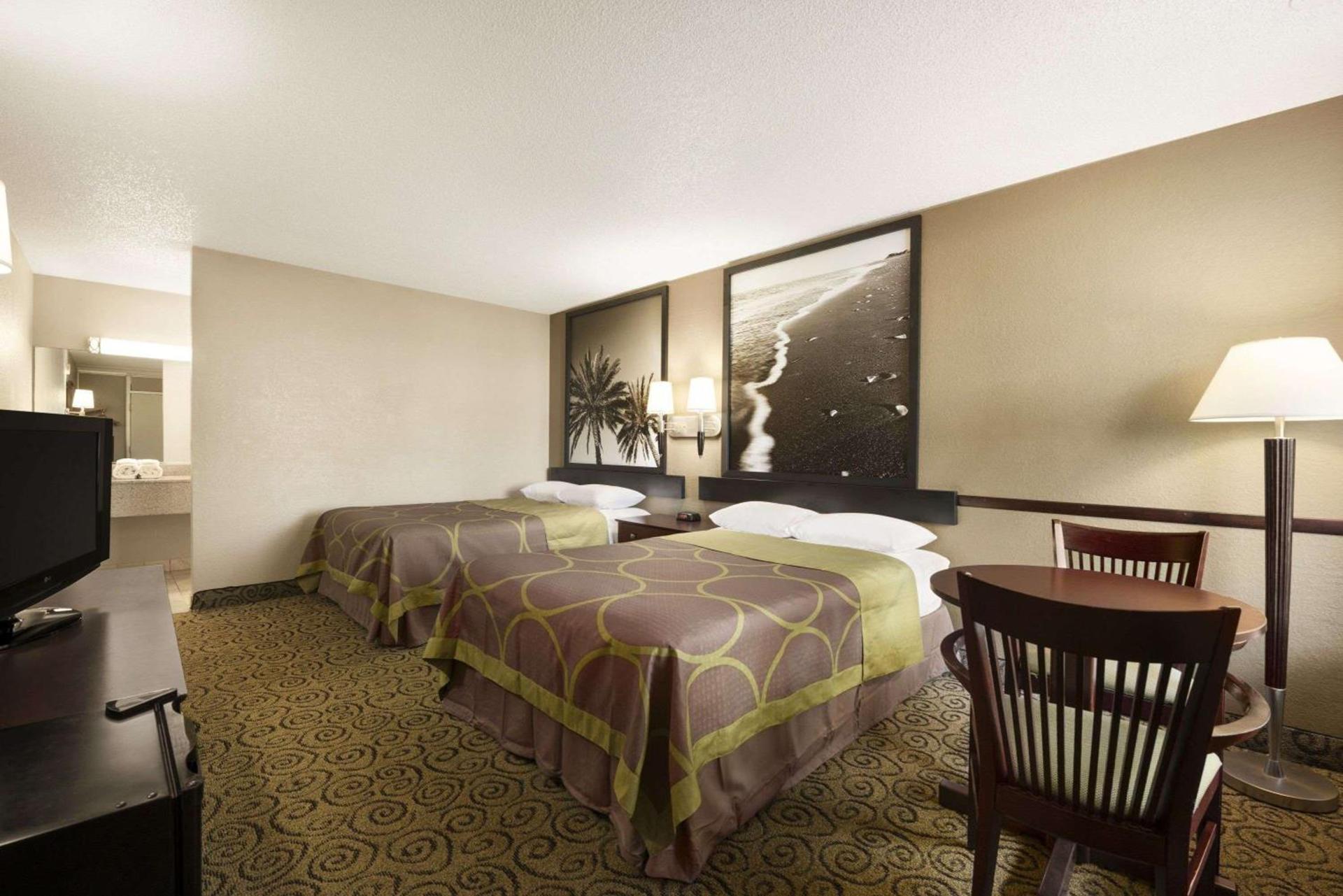 Super 8 by Wyndham Ormond Beach photo 8