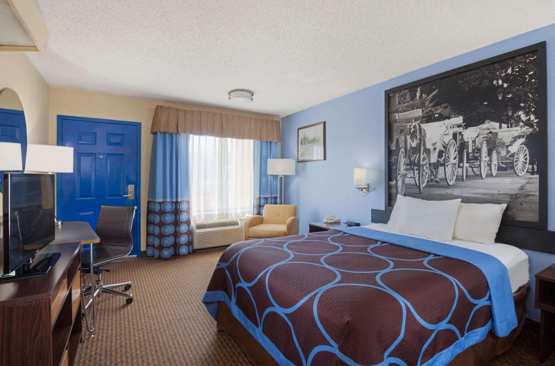 Super 8 by Wyndham Hammond photo 8