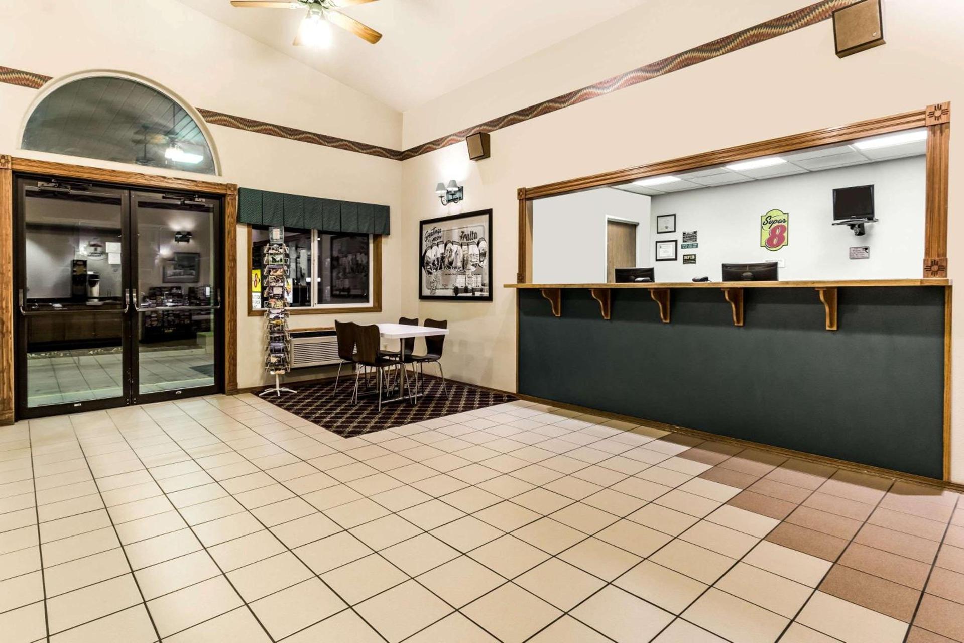 Super 8 by Wyndham Fruita photo 2
