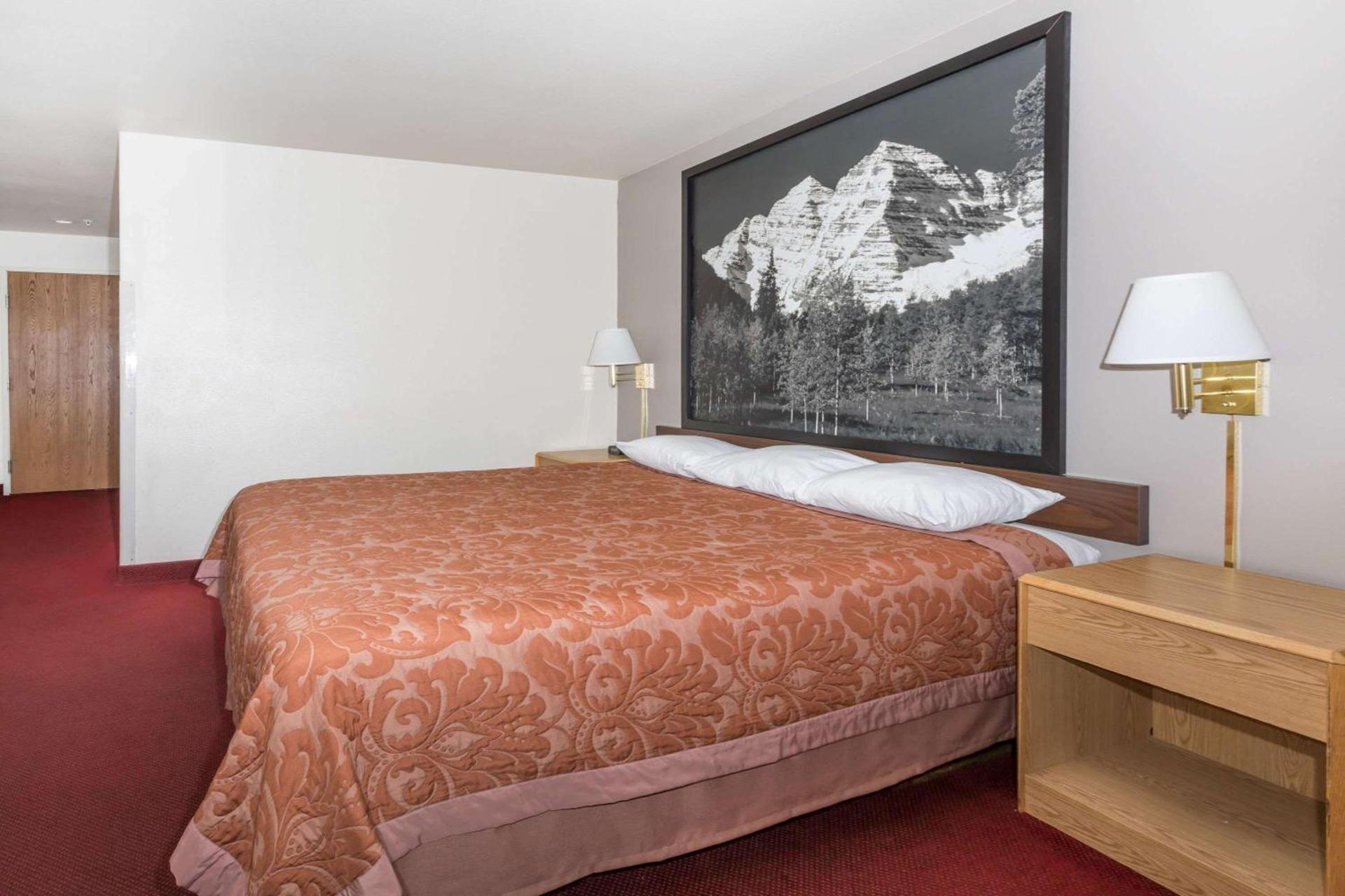Super 8 by Wyndham Fruita photo 9