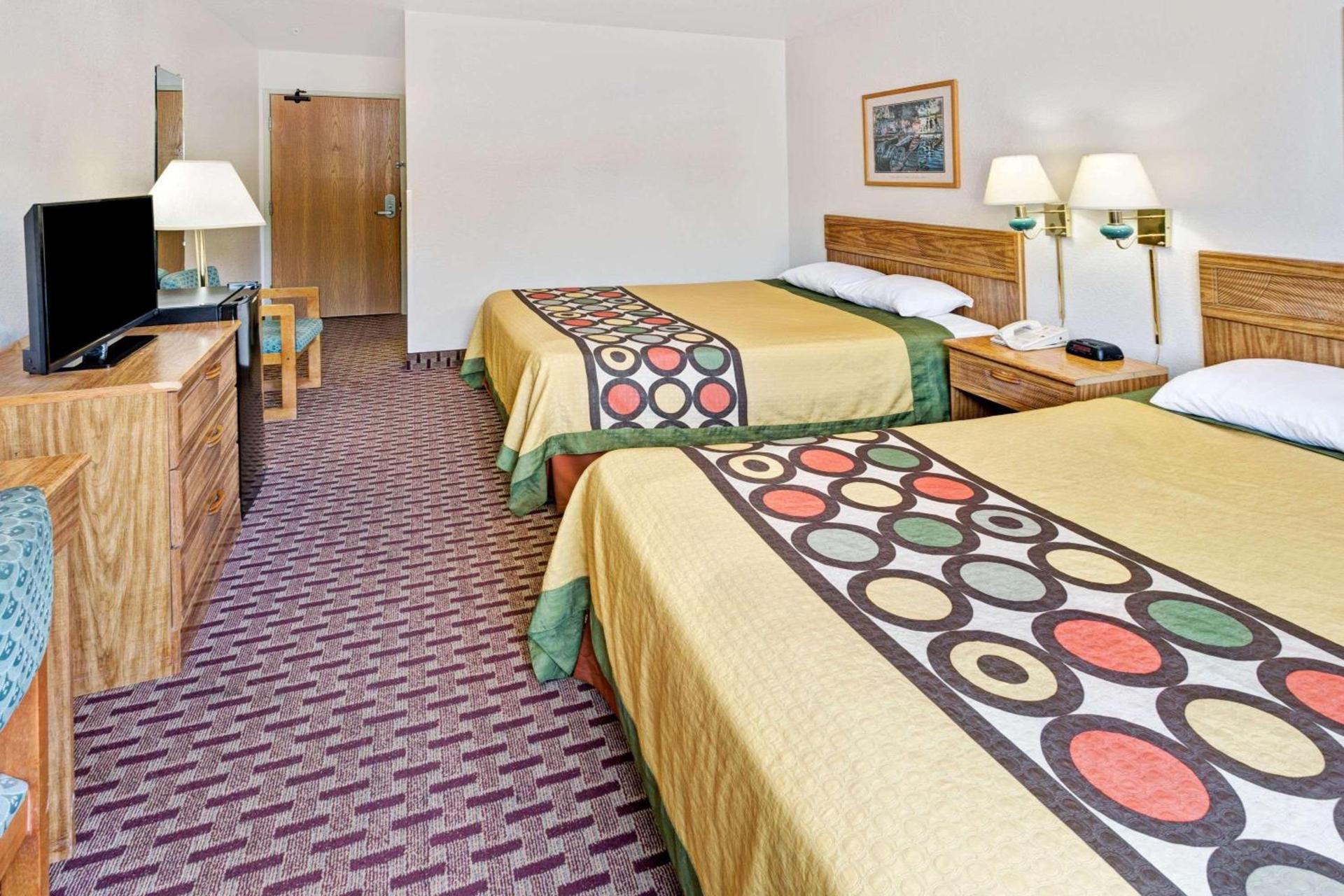 Super 8 by Wyndham Canonsburg/Pittsburgh Area photo 8