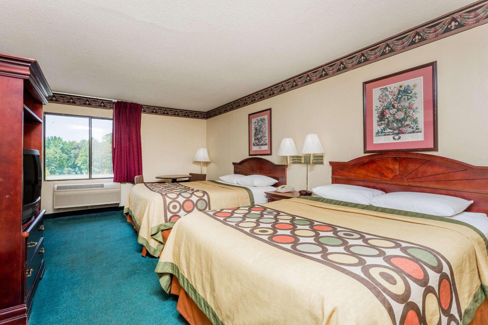 Super 8 by Wyndham Piedmont Greenville Area photo 6