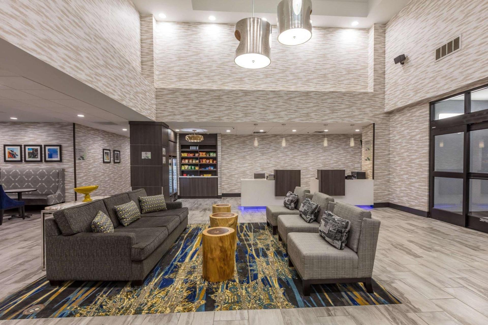 Wingate by Wyndham Dallas Love Field photo 32