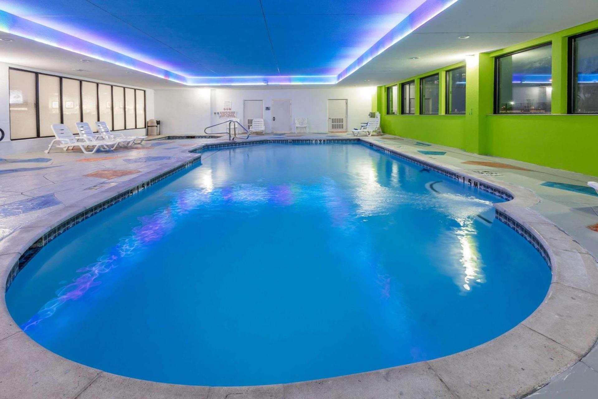 Wingate by Wyndham Dallas Love Field photo 34