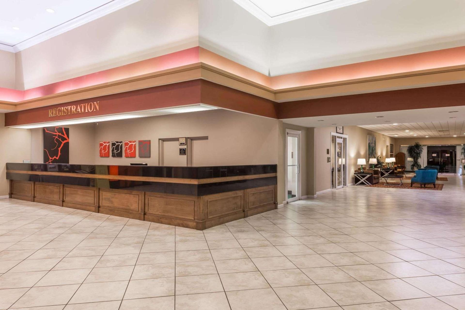 Ramada by Wyndham Kissimmee Gateway - Free Theme Park Shuttle photo 23