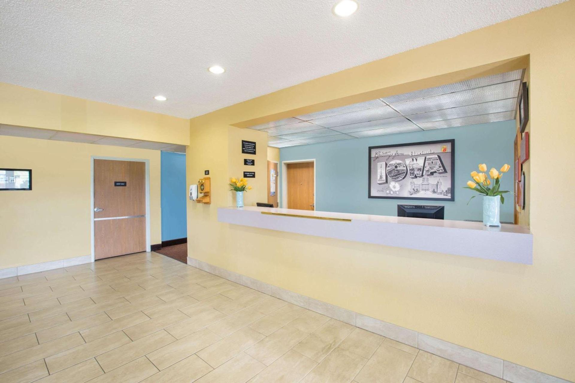 Super 8 by Wyndham Clarinda photo 3