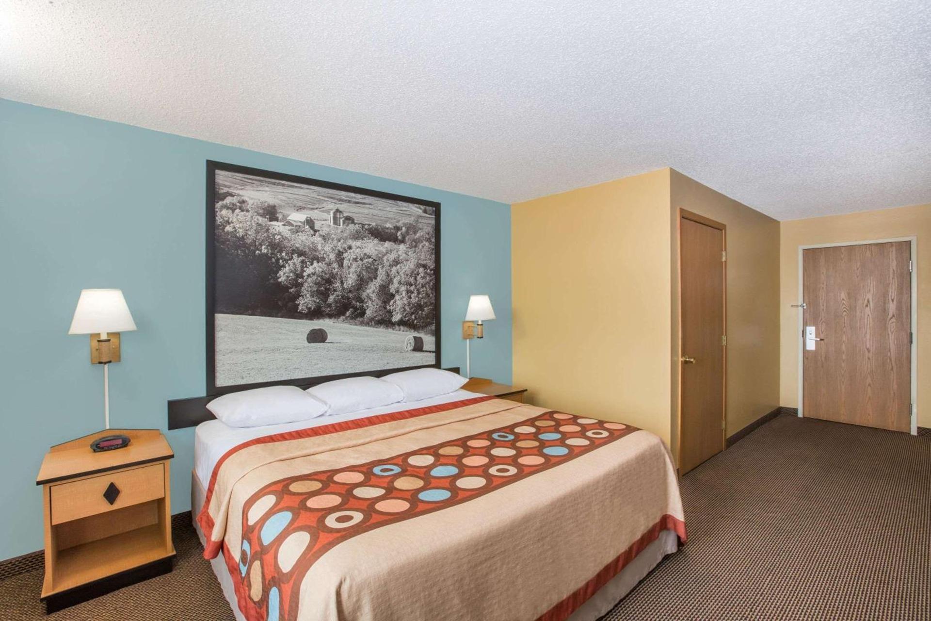 Super 8 by Wyndham Clarinda photo 8