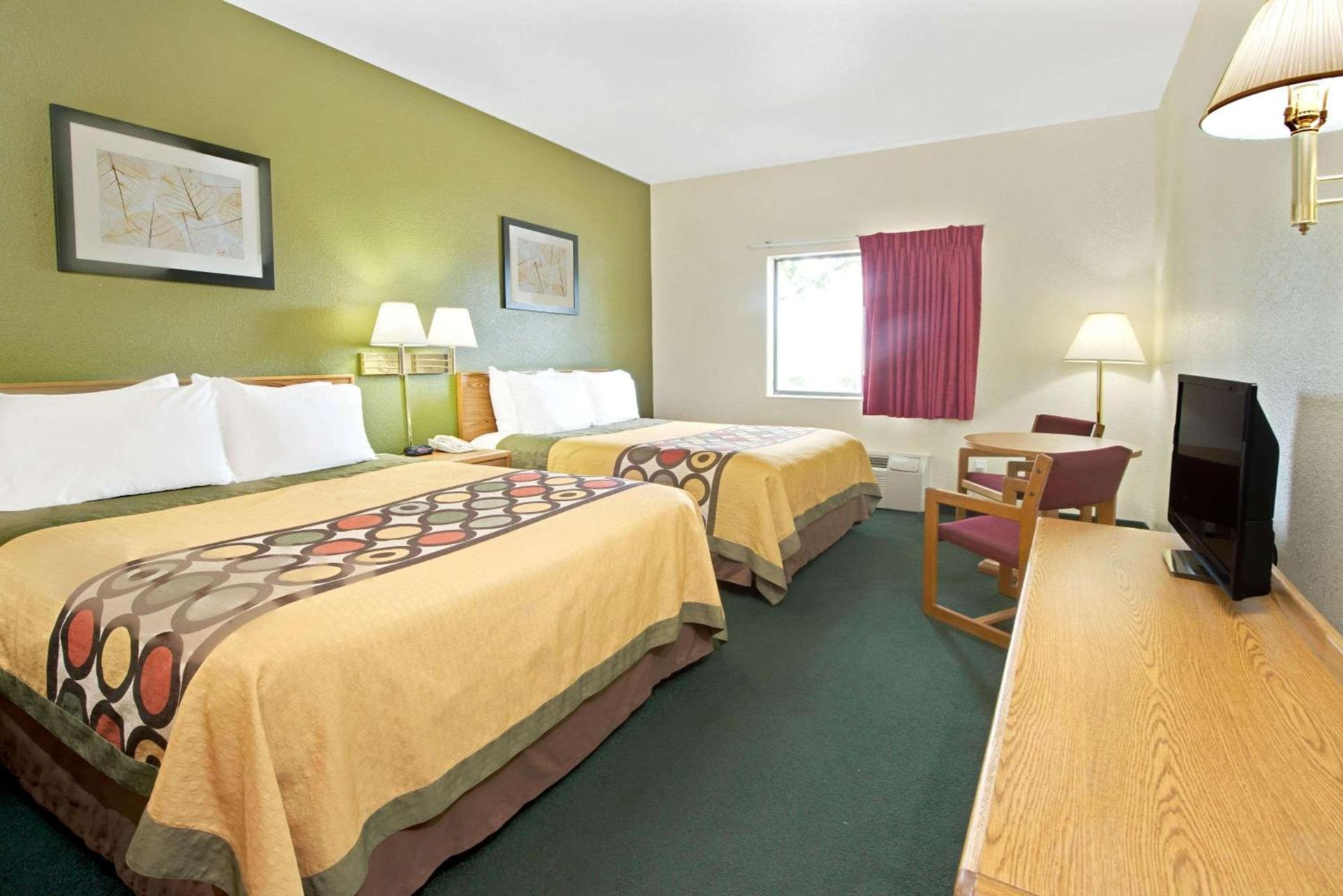 Super 8 by Wyndham Bonne Terre photo 7