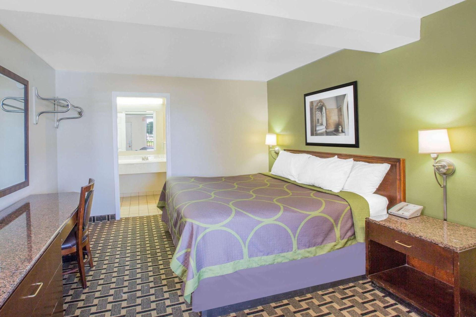 Super 8 by Wyndham Jasper photo 7