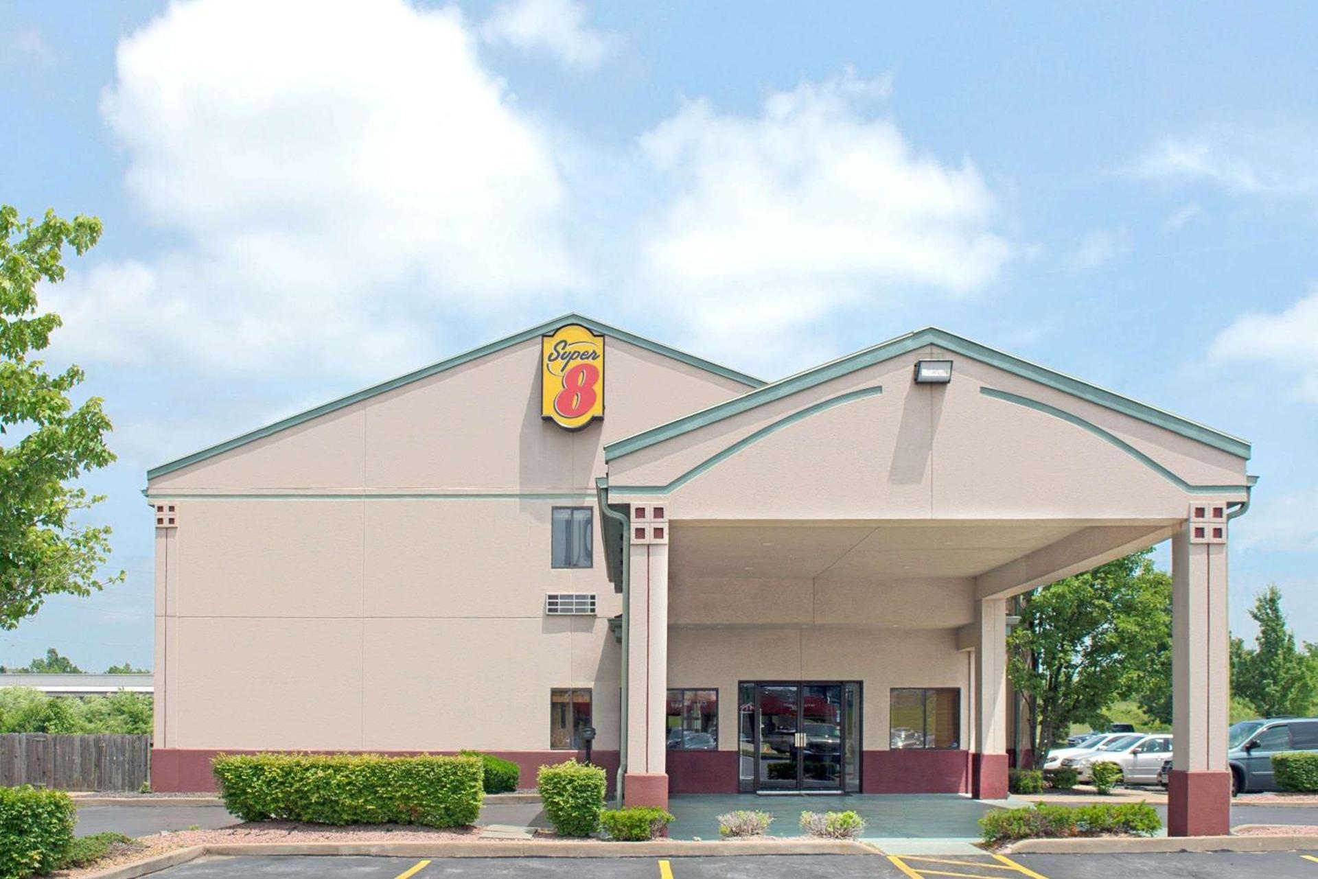 Super 8 by Wyndham Bonne Terre photo 1