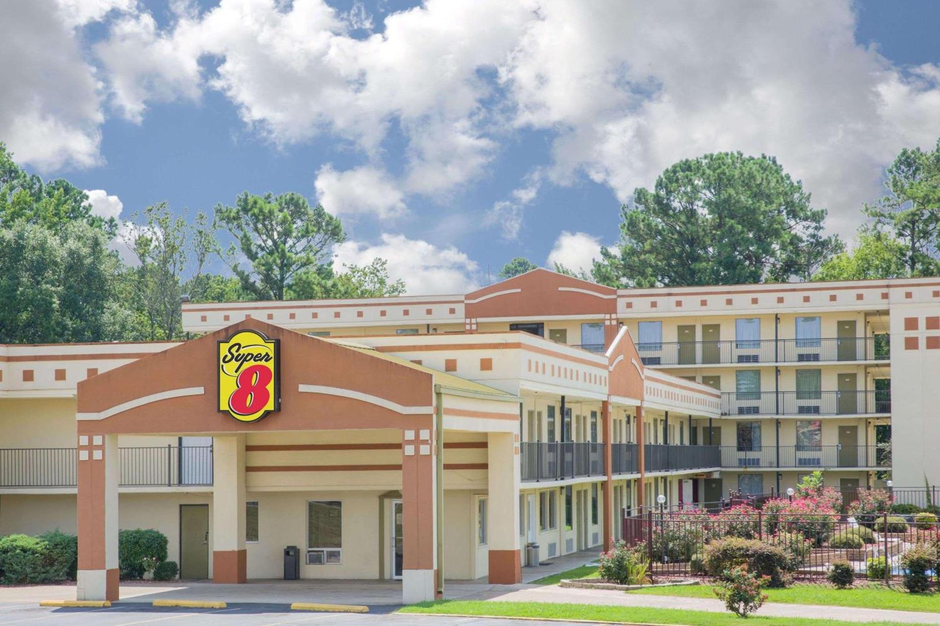 Super 8 by Wyndham Jasper — hotel in Jasper