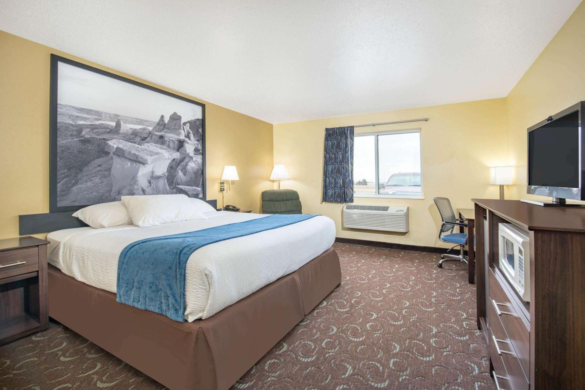 Four Seasons Inn photo 13