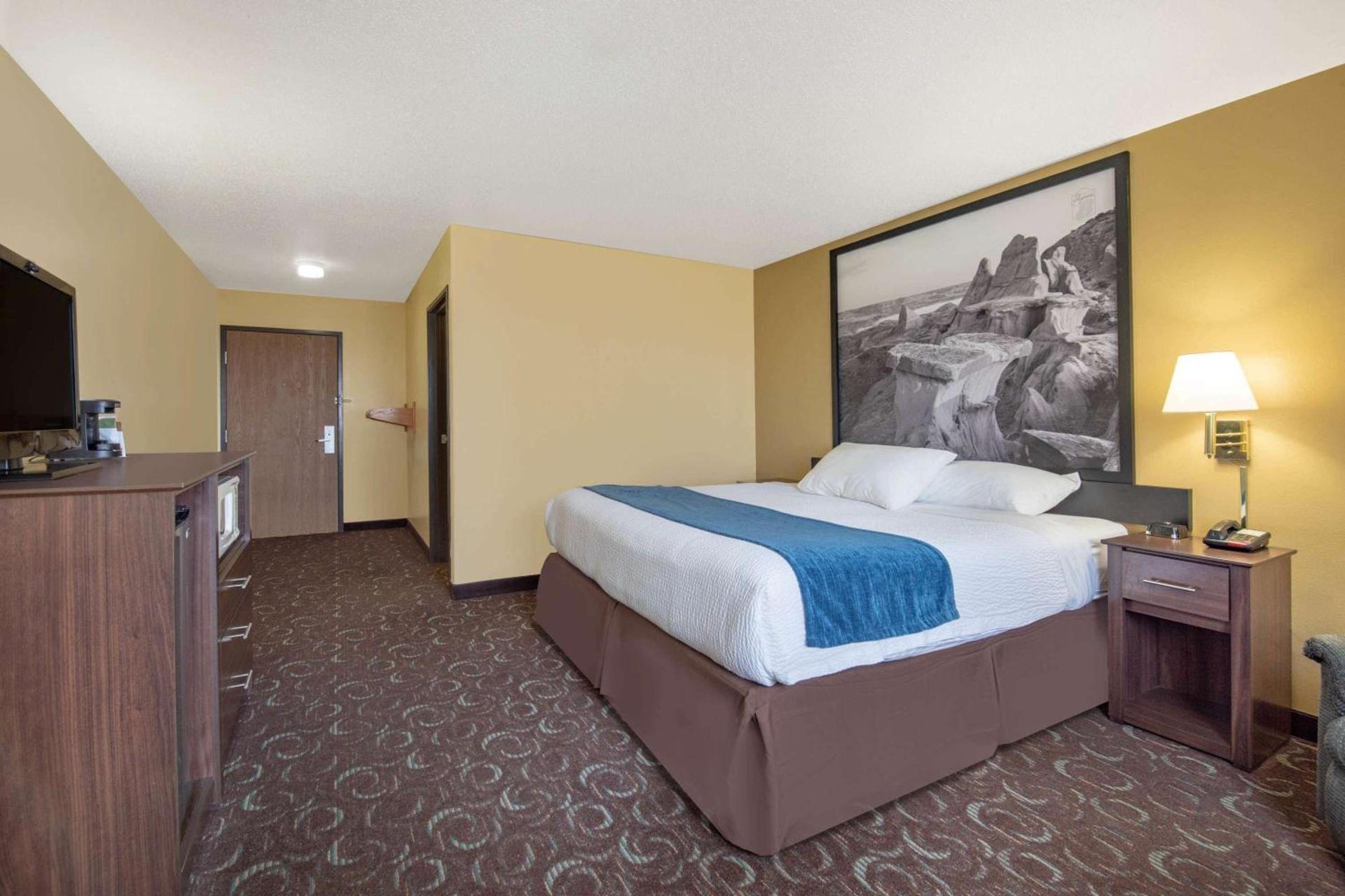 Four Seasons Inn photo 9