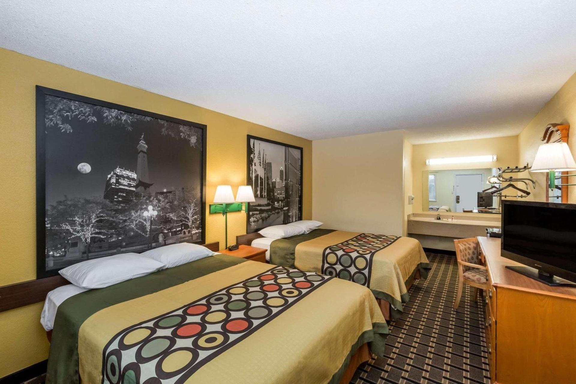 Super 8 by Wyndham Indianapolis-Southport Rd photo 9