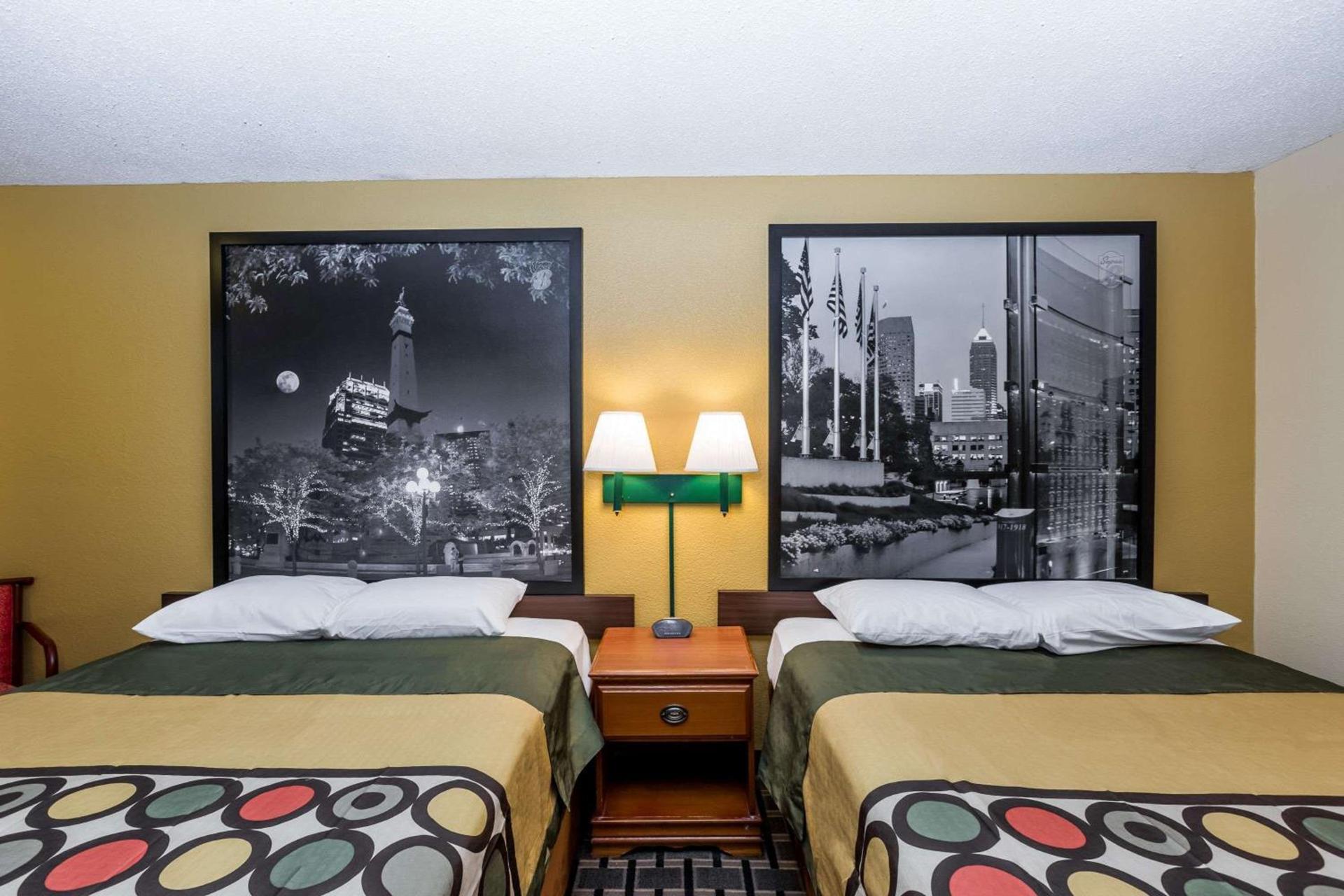 Super 8 by Wyndham Indianapolis-Southport Rd photo 12