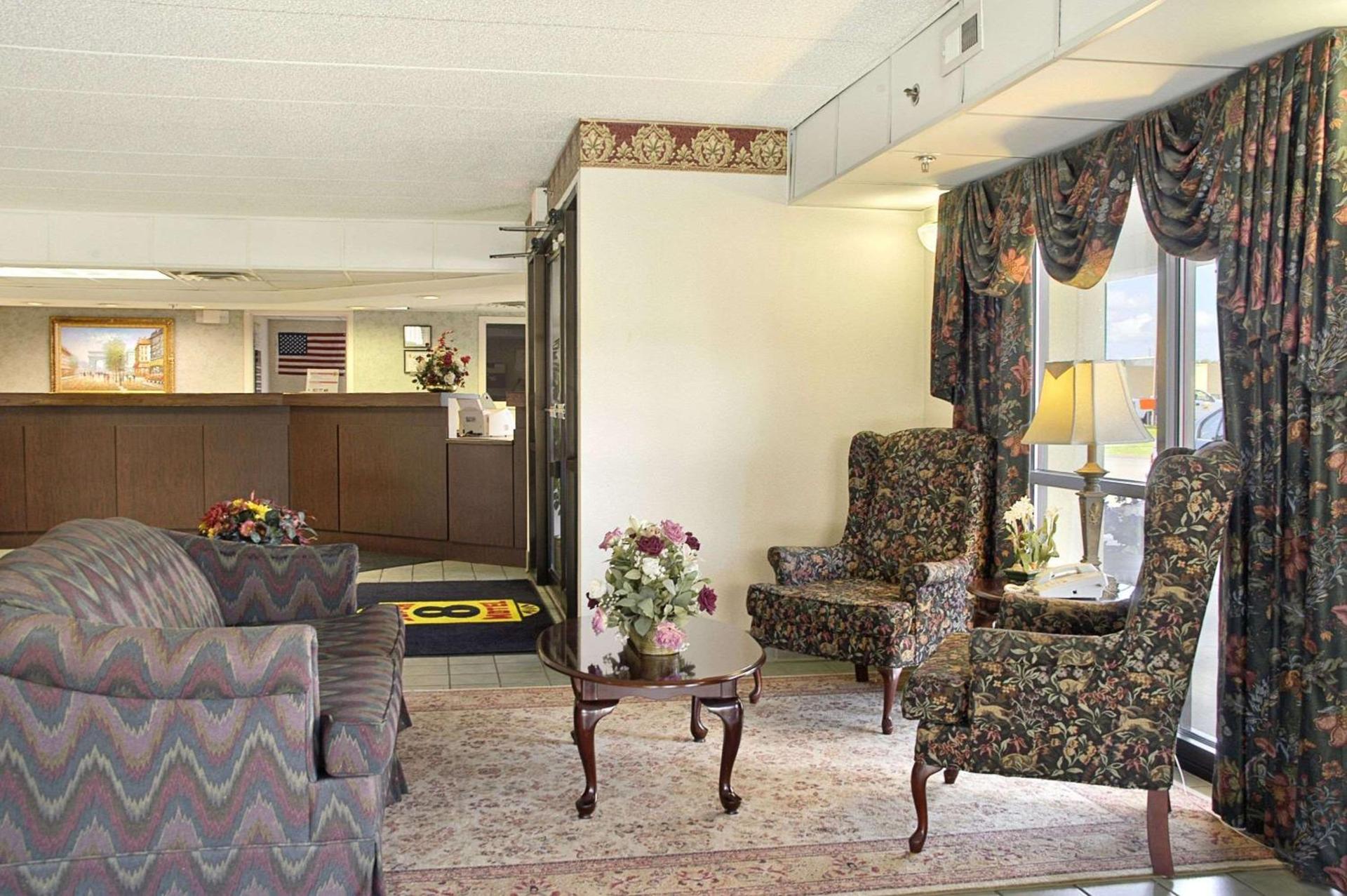 Super 8 by Wyndham Ruther Glen Kings Dominion Area photo 3