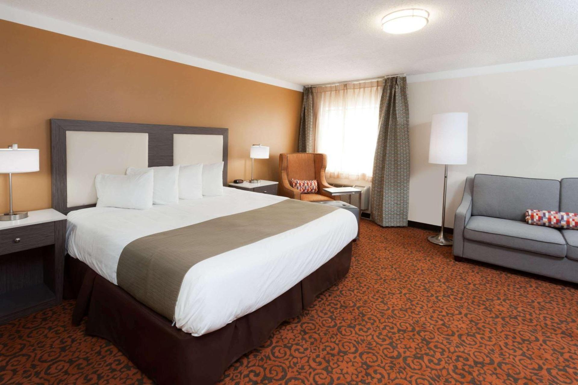 Baymont by Wyndham Chicago/Alsip photo 43
