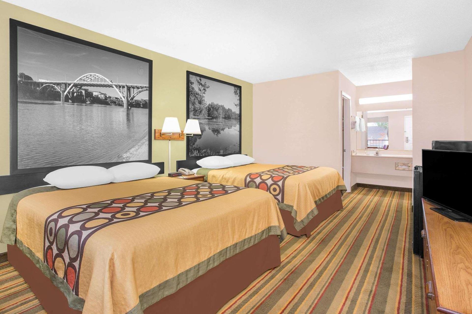 Super 8 by Wyndham Eufaula photo 14