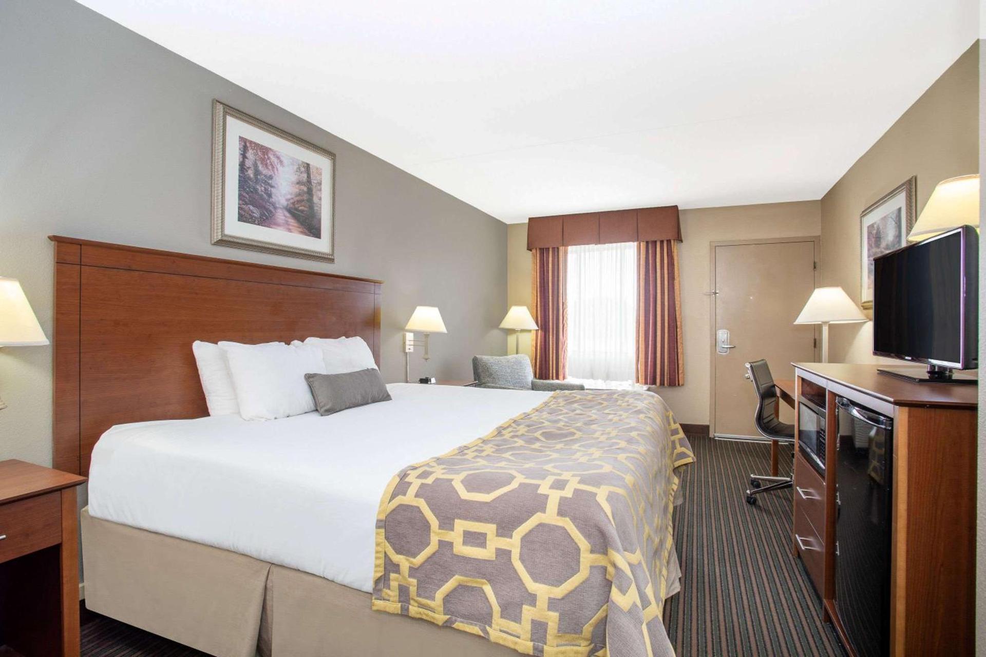 Baymont by Wyndham Hays photo 13