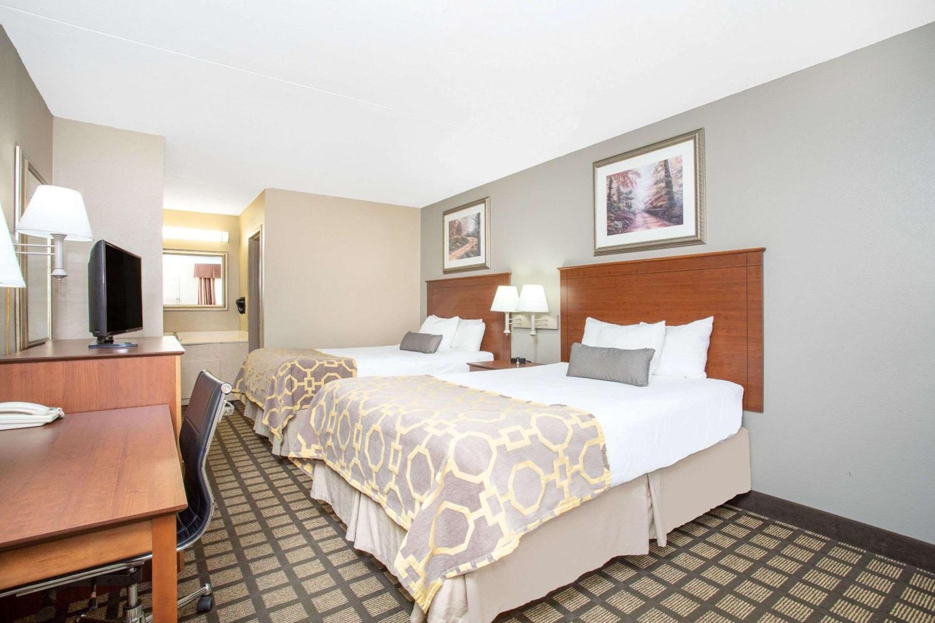 Baymont by Wyndham Hays photo 18