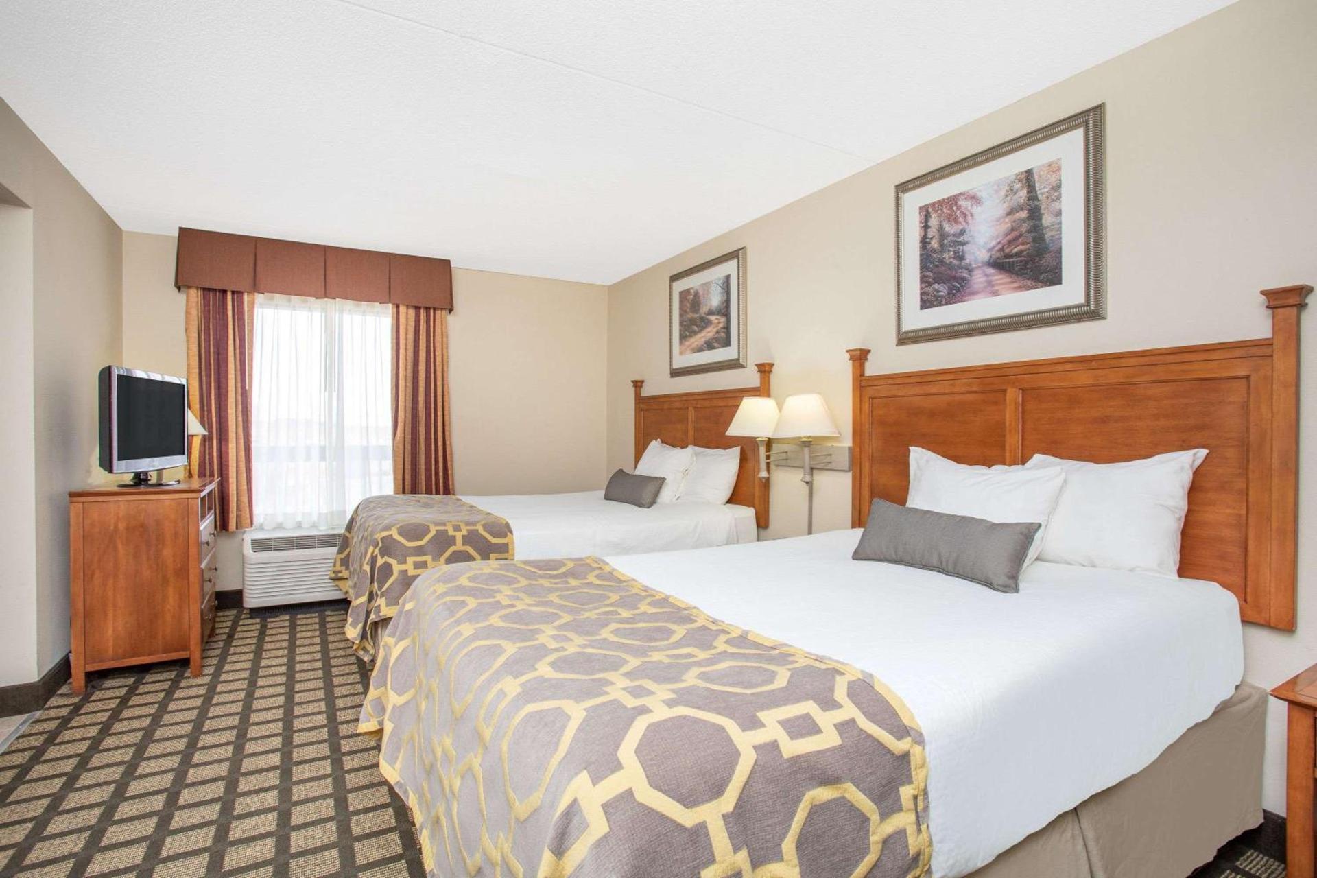 Baymont by Wyndham Hays photo 4