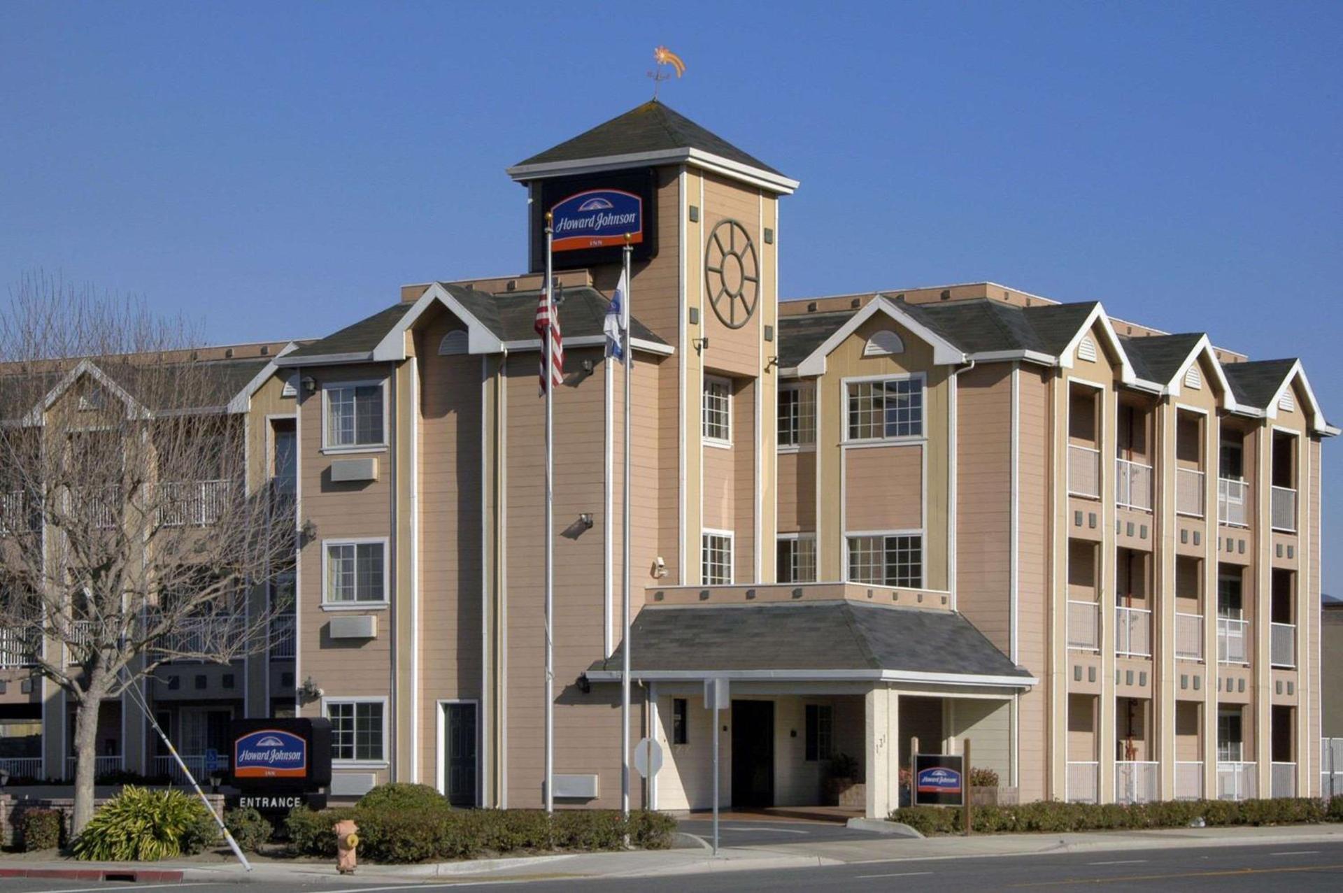 Howard Johnson by Wyndham Salinas — hotel in Salinas