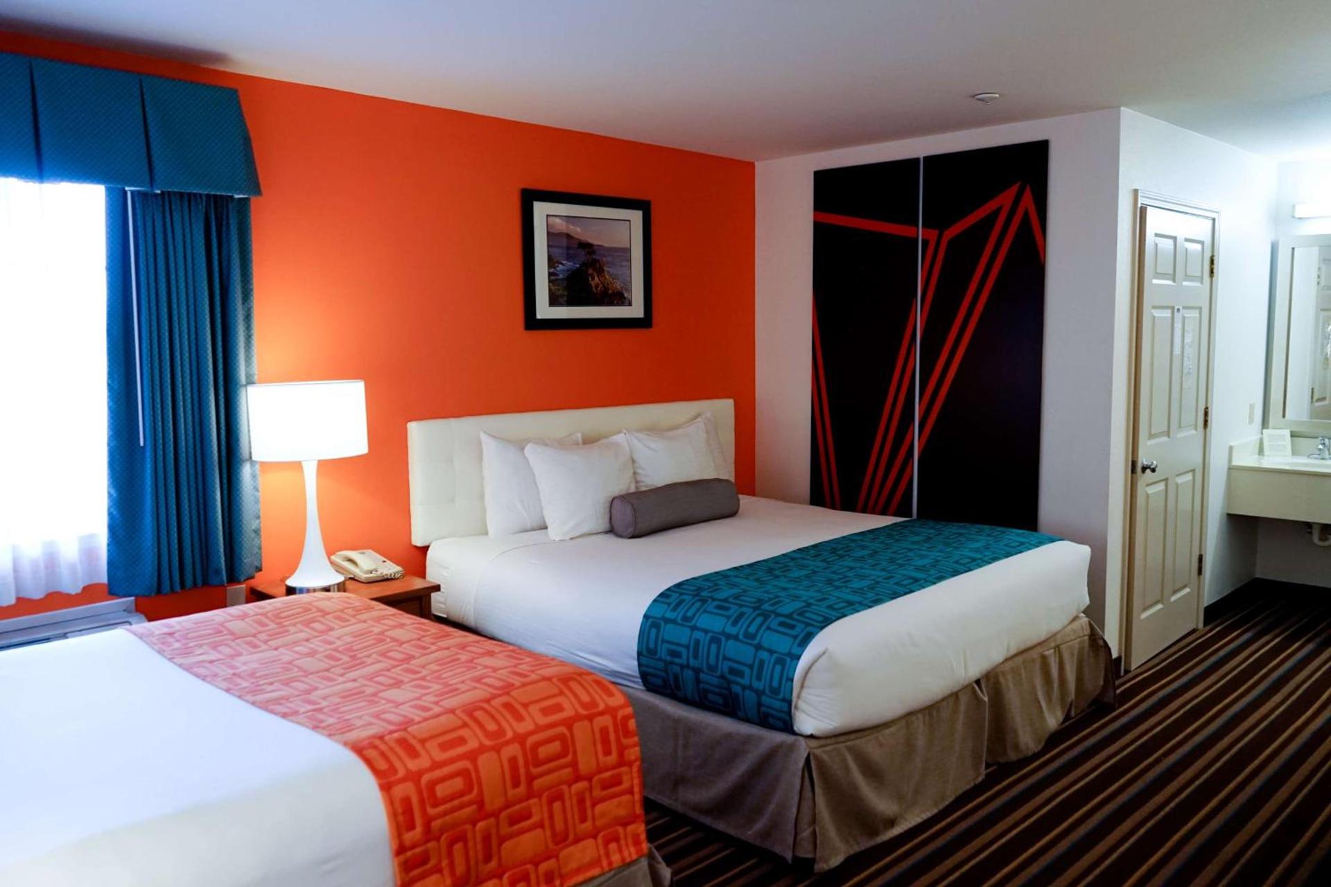 Howard Johnson by Wyndham Salinas photo 11