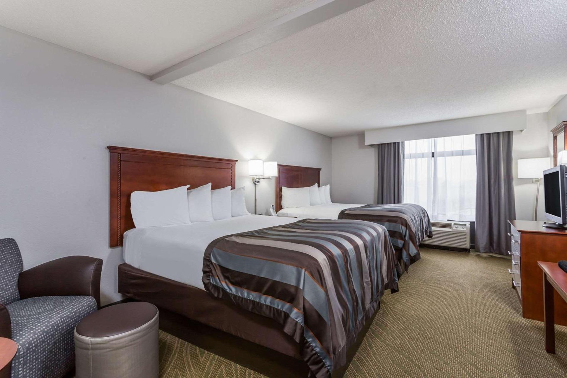 Wingate by Wyndham Chesapeake photo 15