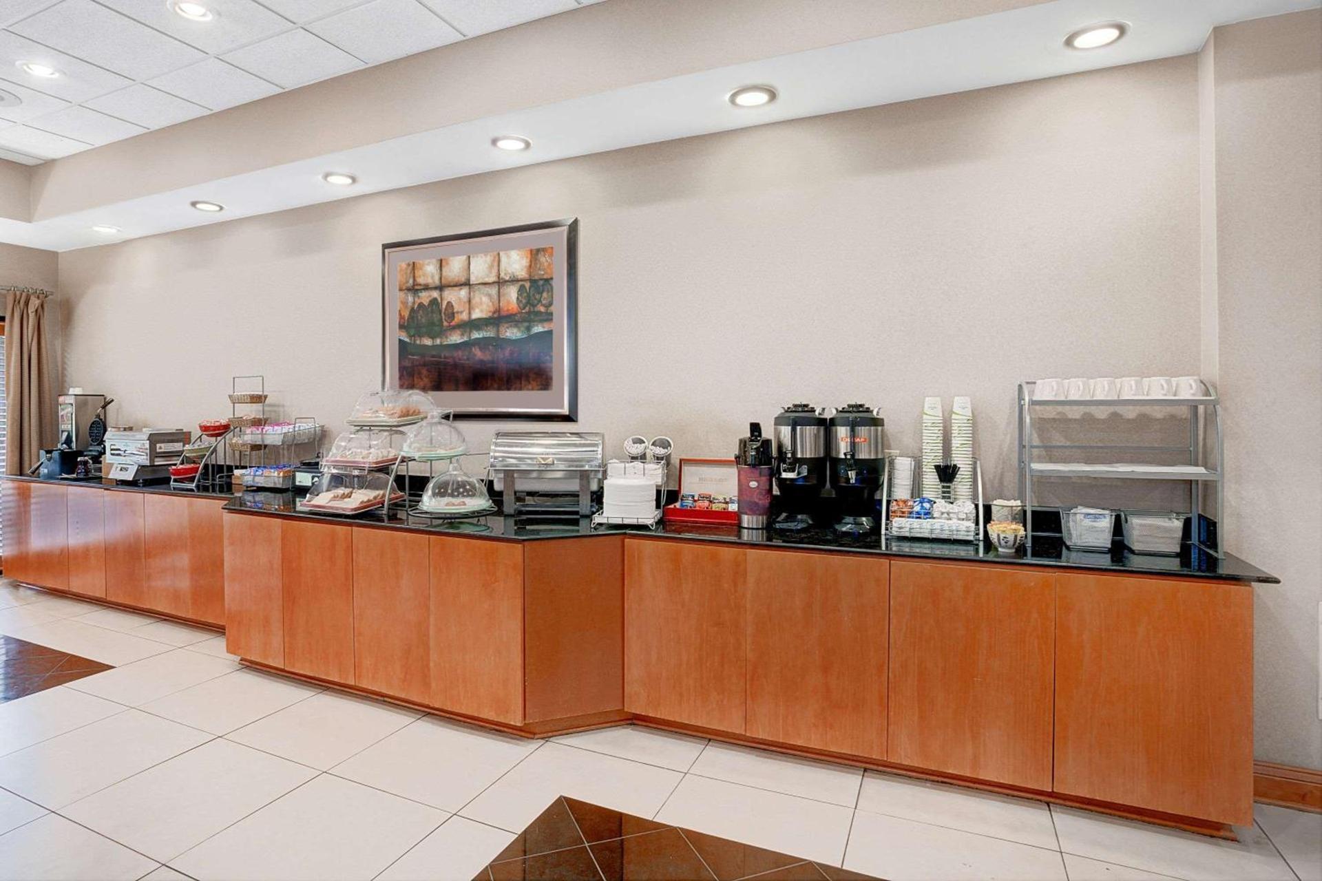 Wingate by Wyndham Atlanta Fairburn photo 23