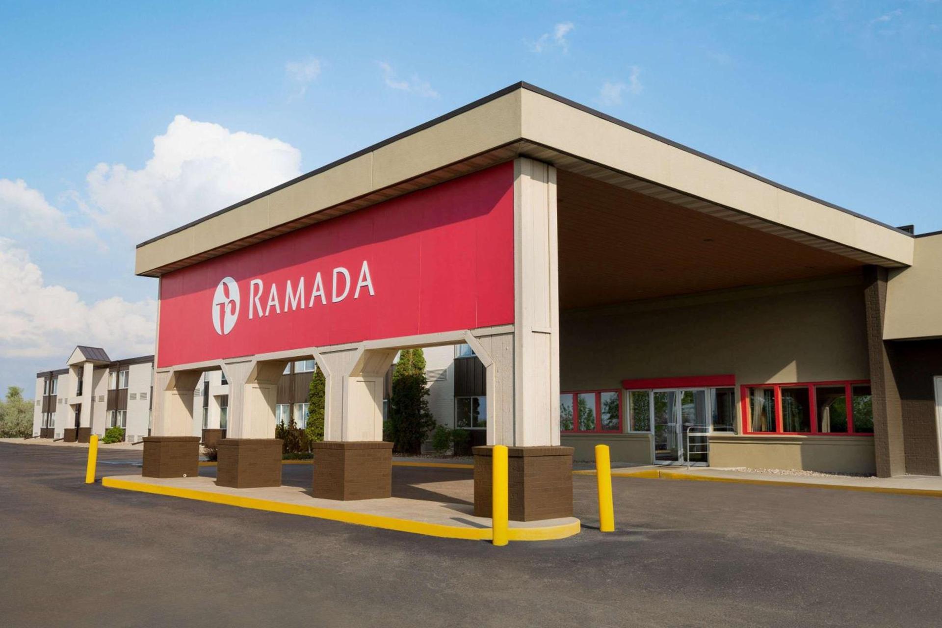 Ramada by Wyndham Bismarck photo 31