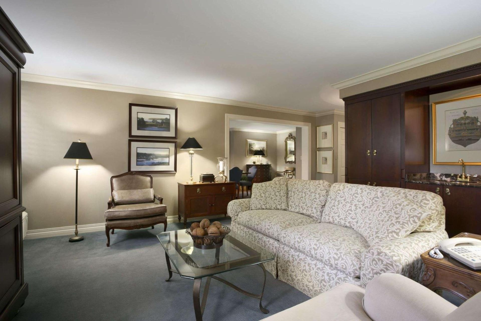 Days Inn by Wyndham Sidney OH photo 7