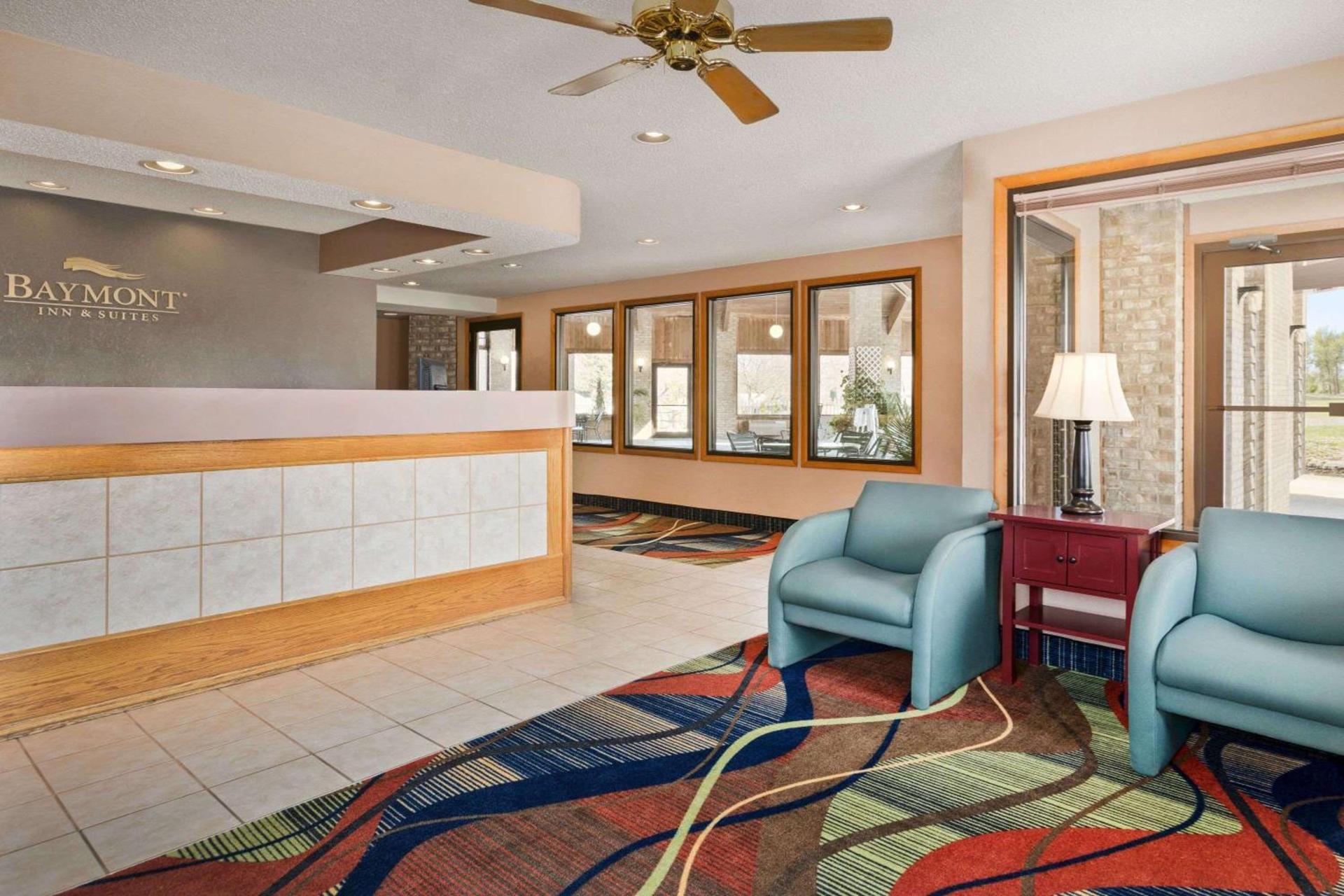 Baymont by Wyndham Logan photo 3