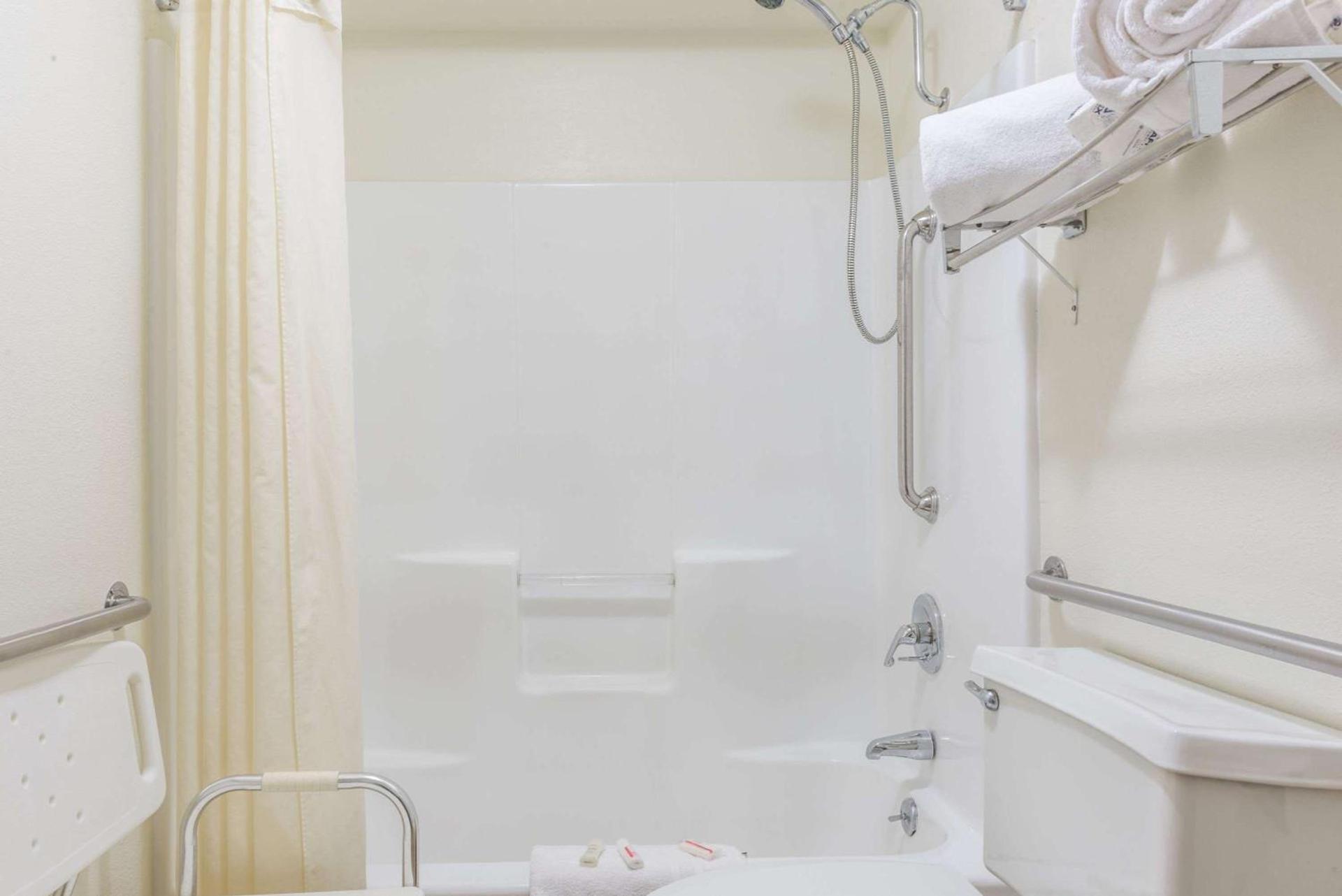 SureStay Plus by Best Western Cannon A.F.B. photo 4