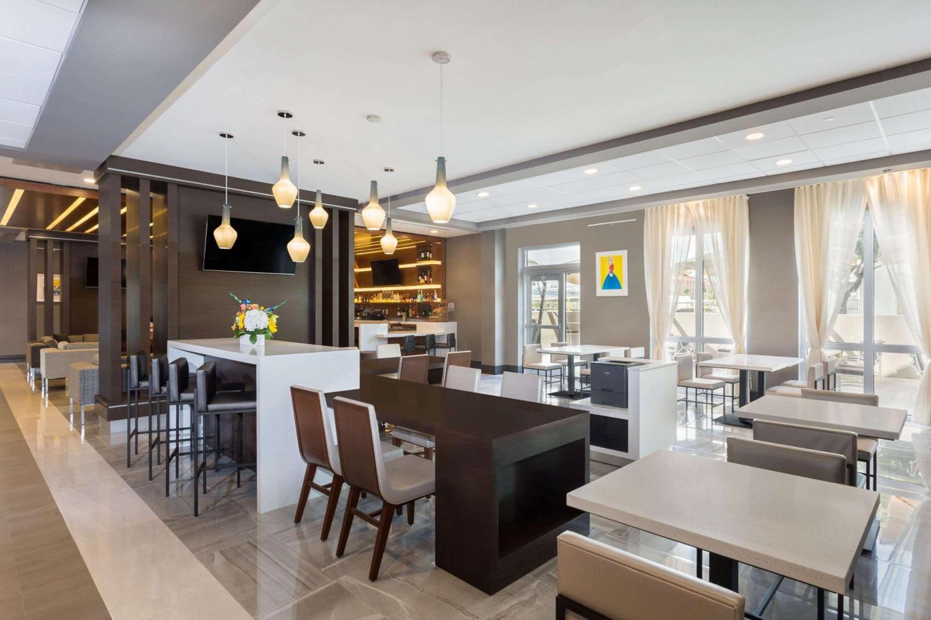 Wingate by Wyndham Miami Airport photo 50