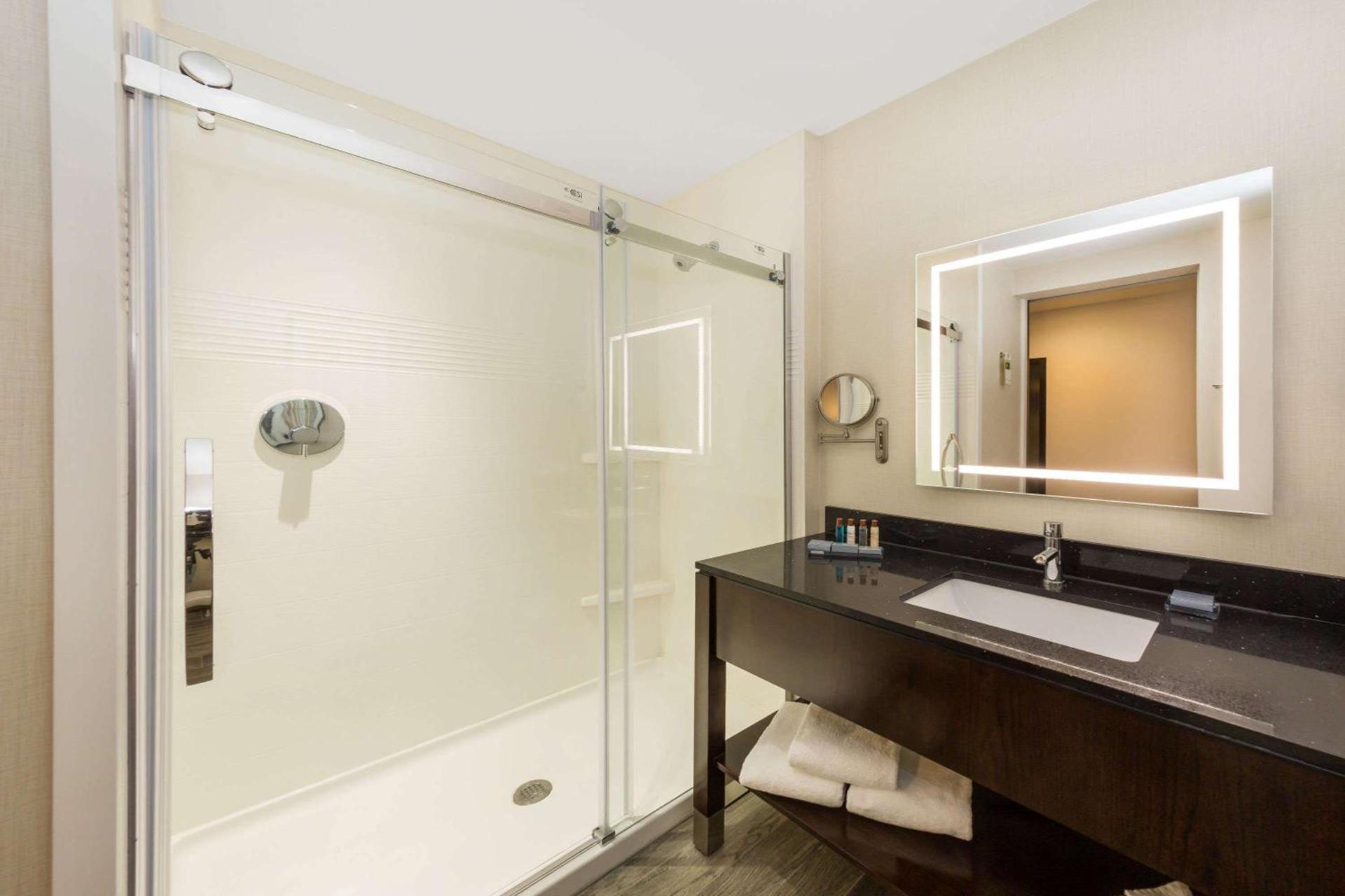 Wingate by Wyndham Miami Airport photo 40