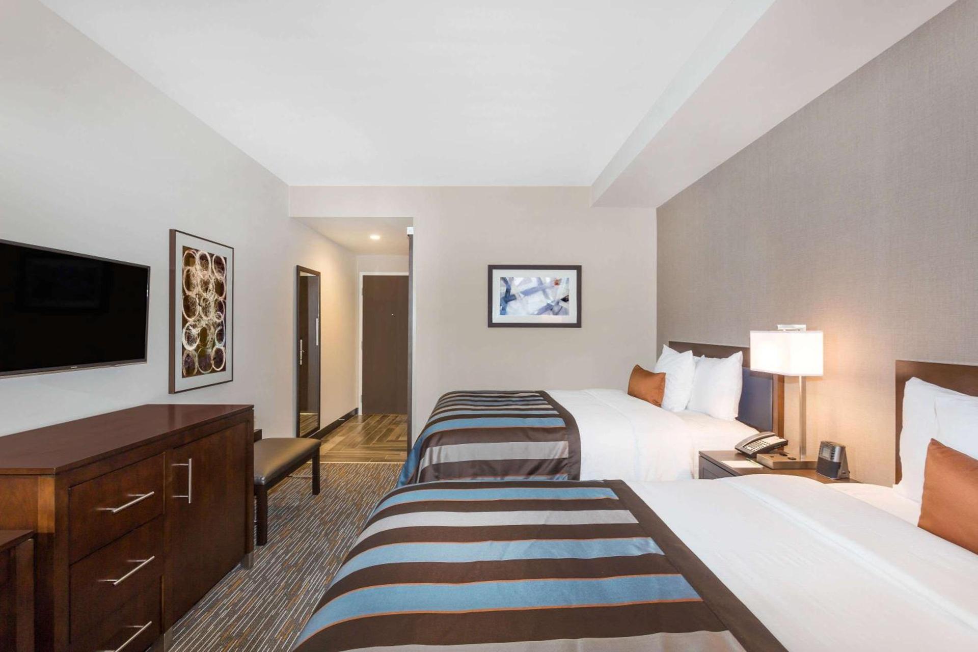 Wingate by Wyndham Miami Airport photo 34