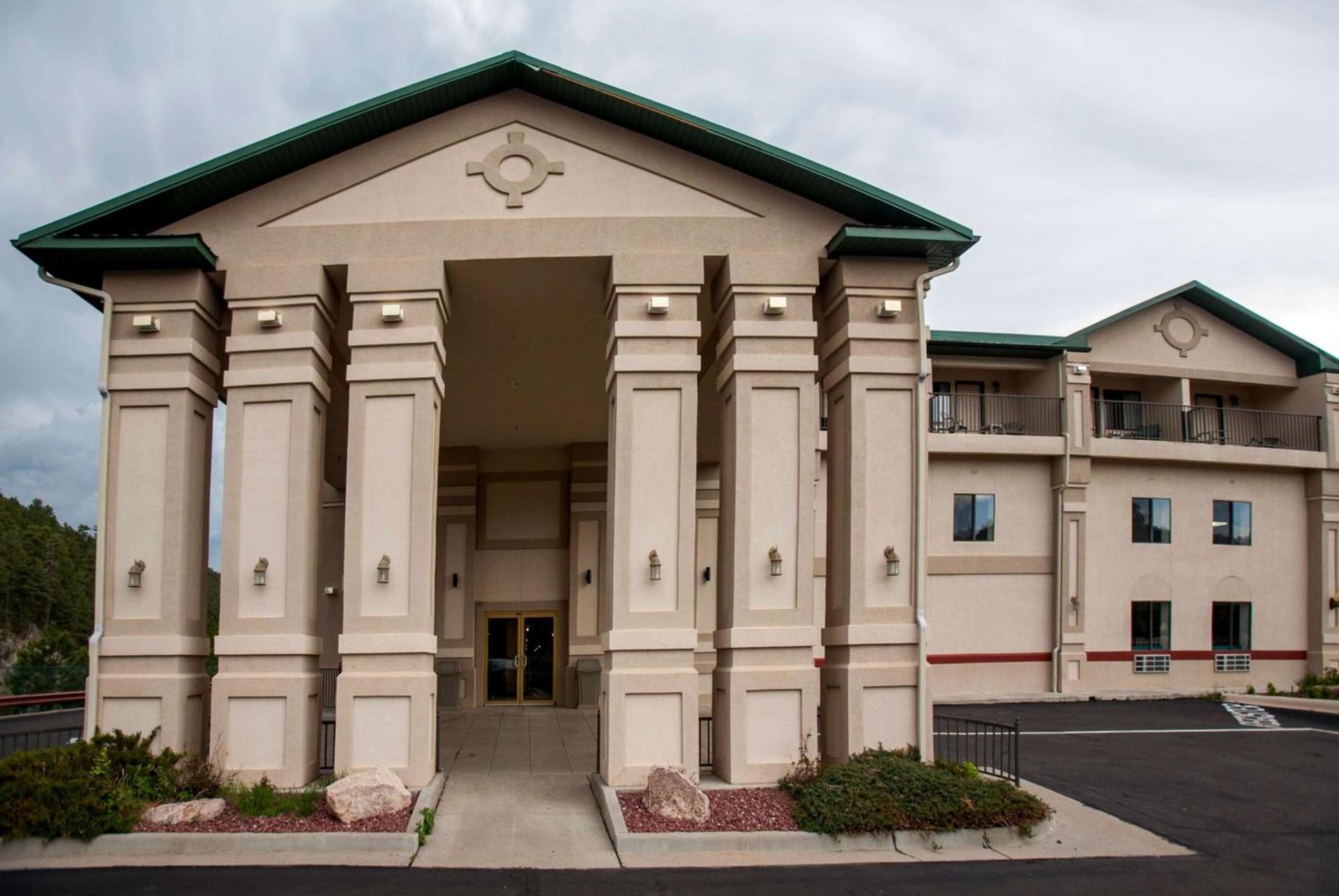 Baymont by Wyndham Keystone Near Mt. Rushmore — hotel in Keystone