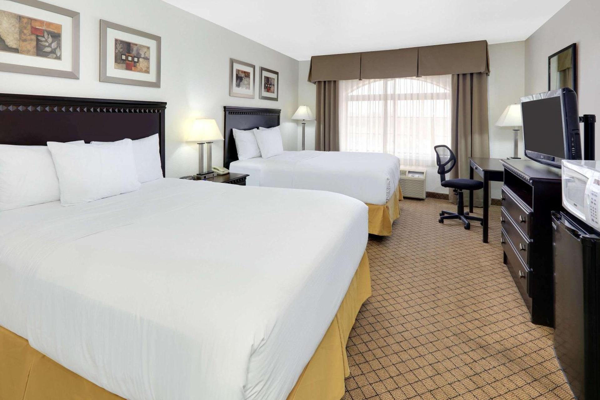 Baymont by Wyndham Roswell photo 5