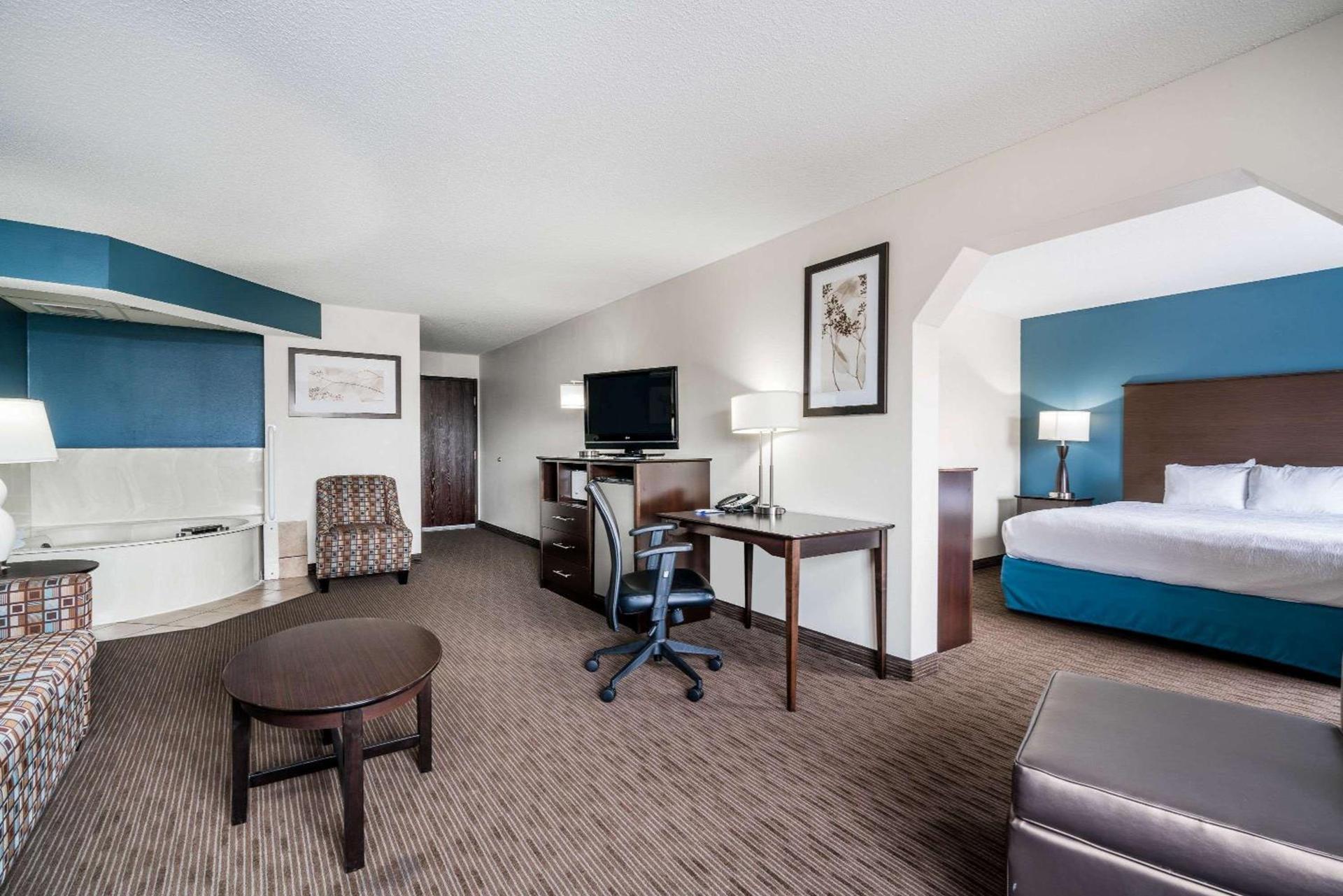 Baymont by Wyndham Bloomington MSP Airport photo 5
