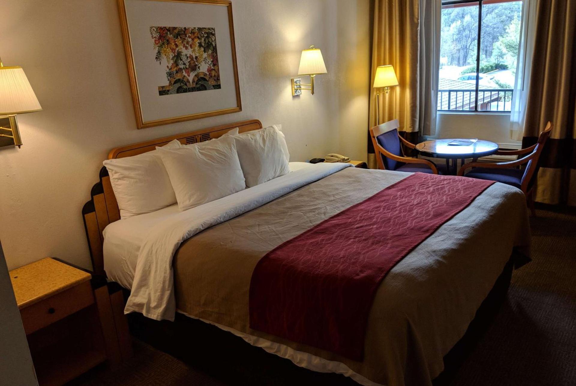 Days Inn by Wyndham Prescott photo 7