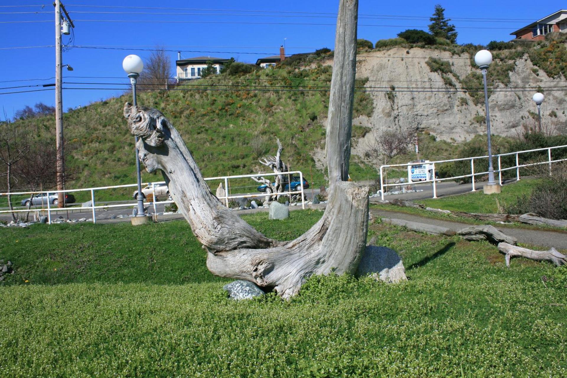 Tides Inn & Suites photo 40