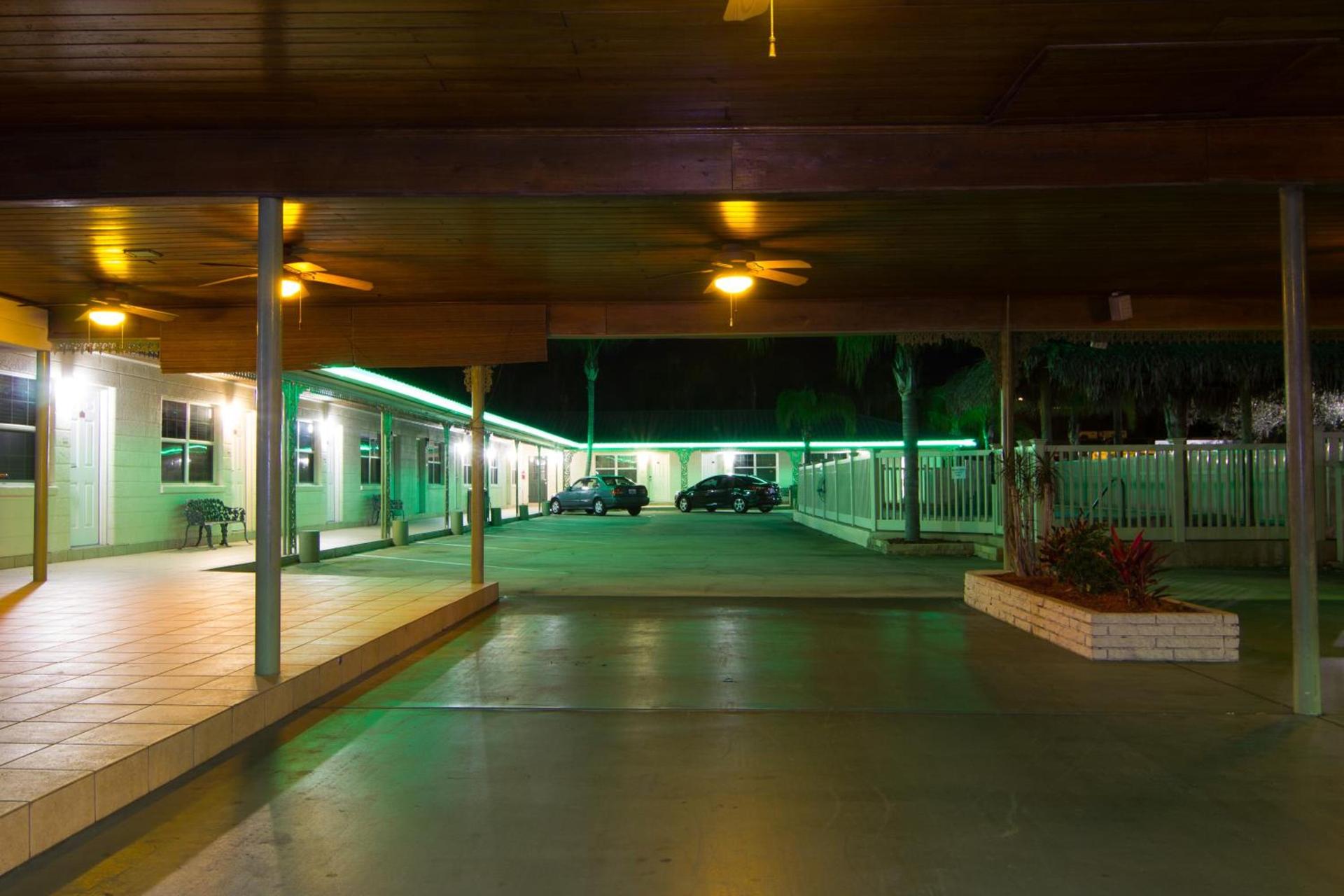 Budget Inn of Avon Park photo 6
