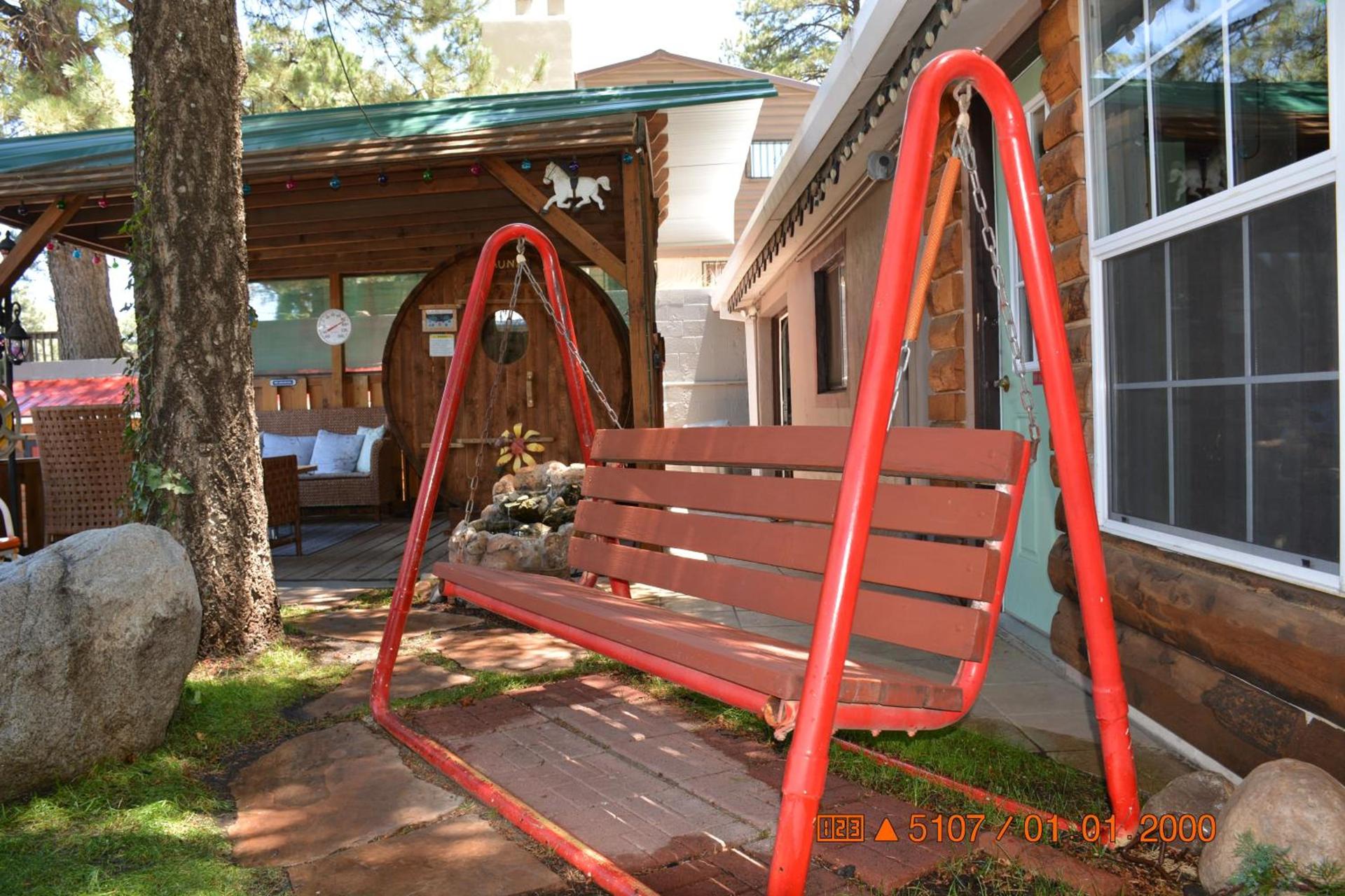 Sitzmark Chalet Inn photo 54