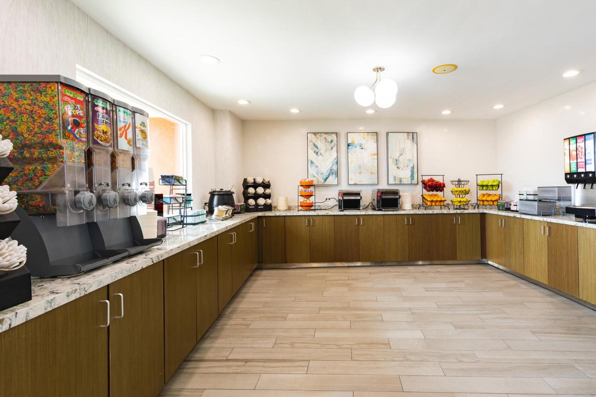 SeaCrest Oceanfront Hotel photo 37