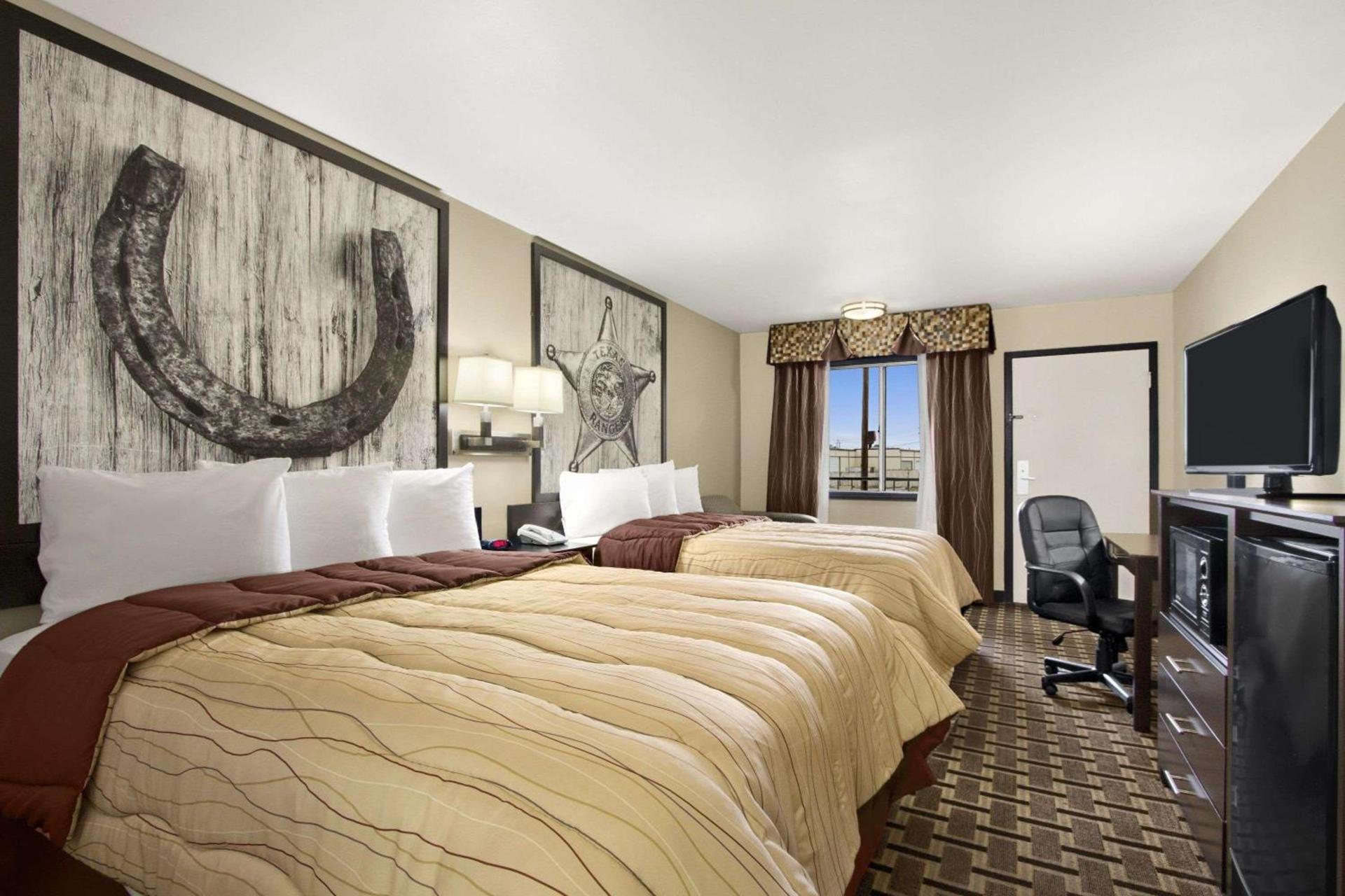 Super 8 by Wyndham Fort Worth TX photo 6
