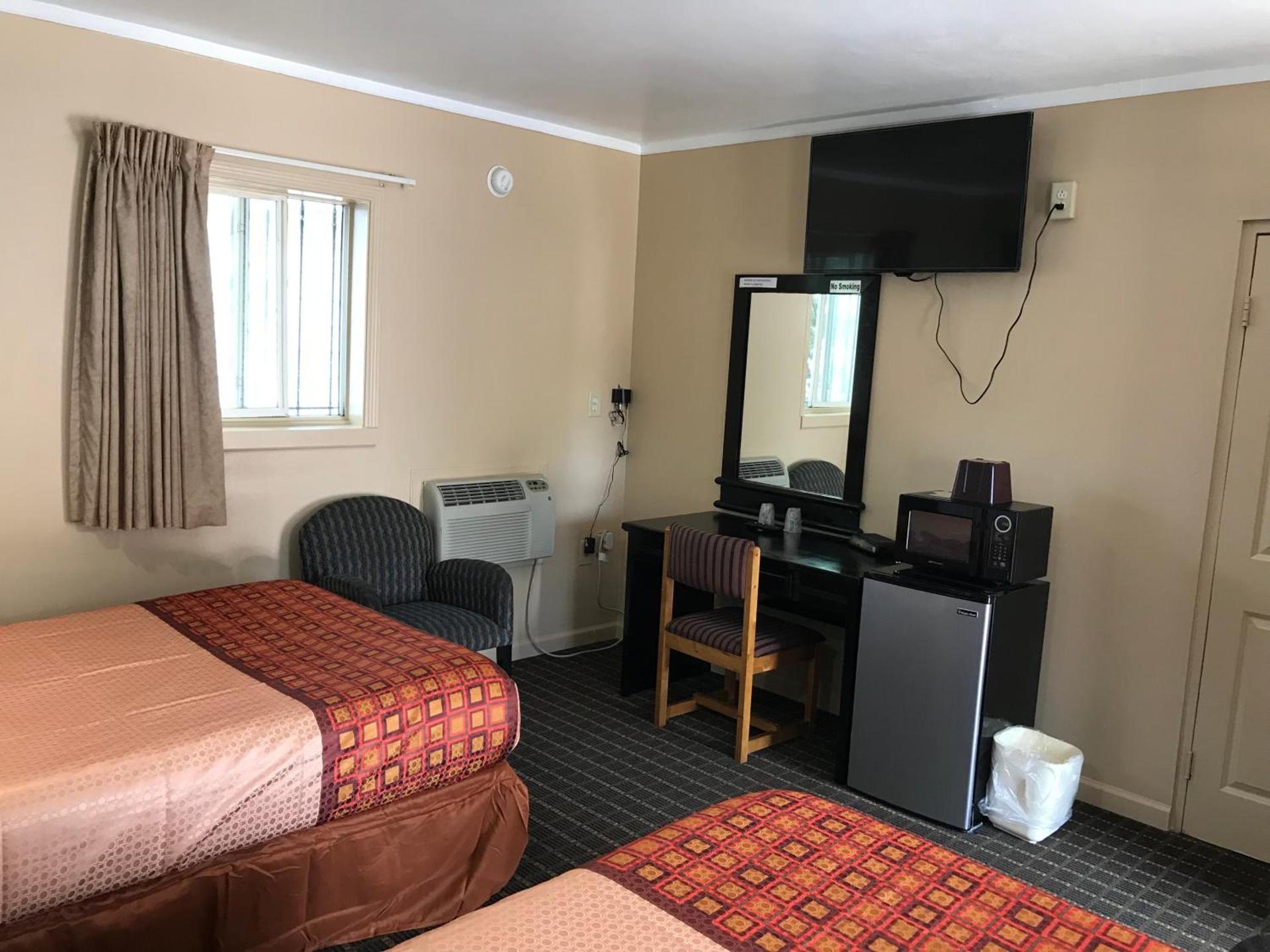 Best Motel photo 12