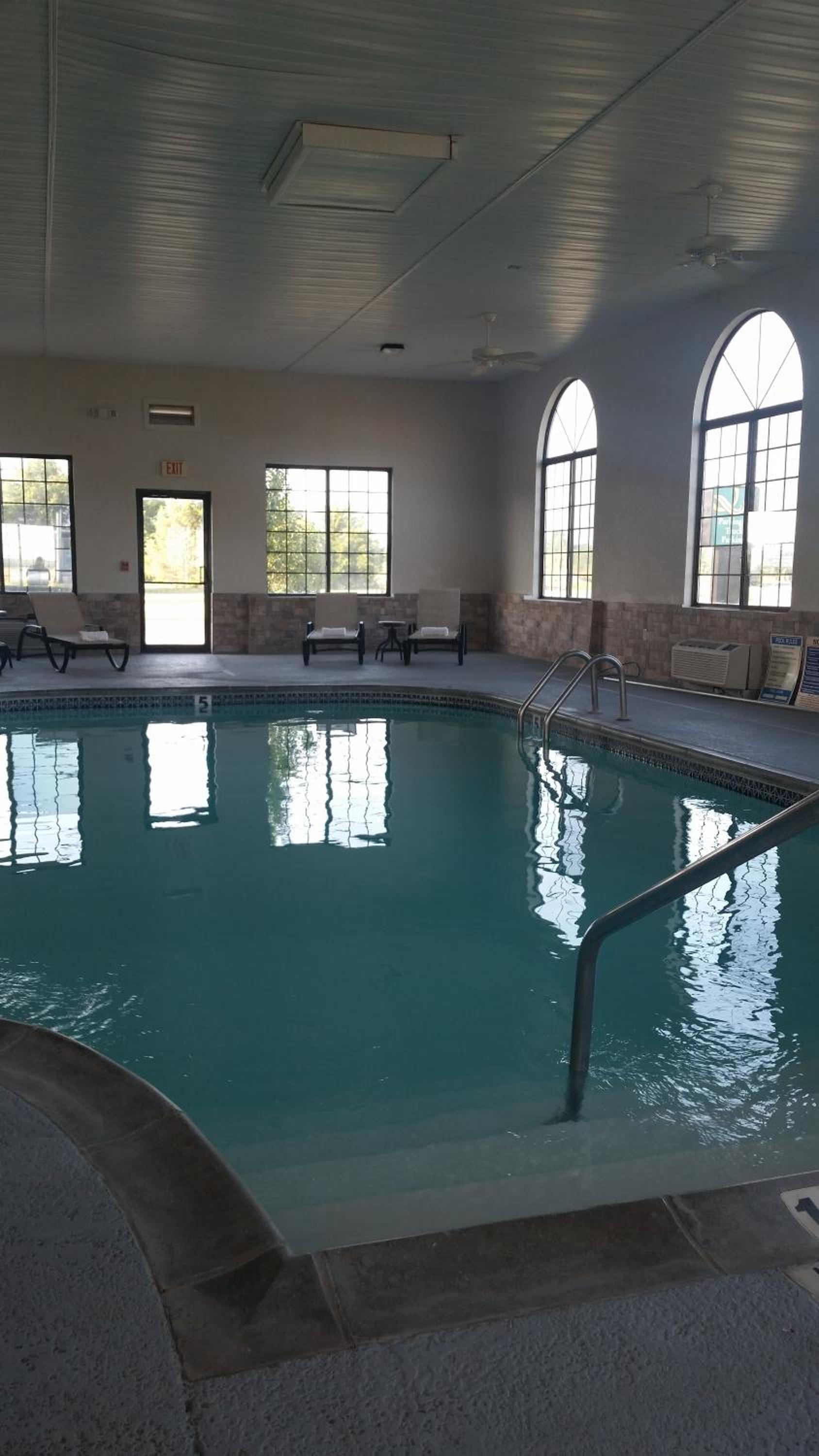 Quality Inn & Suites Mount Vernon photo 3