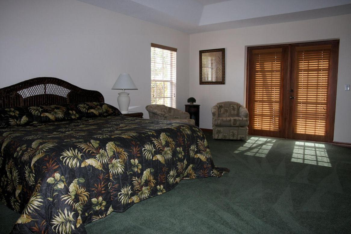 Lakeside Vacations photo 15