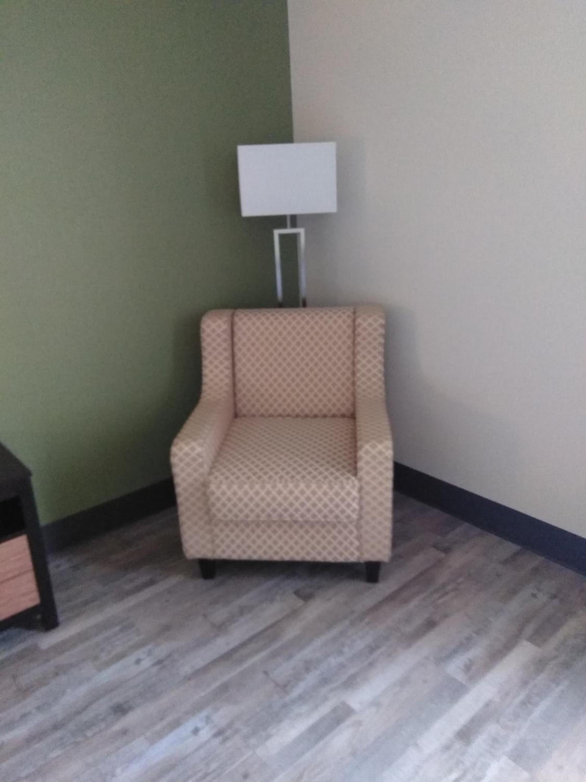 Quality Inn & Suites Mount Vernon photo 46