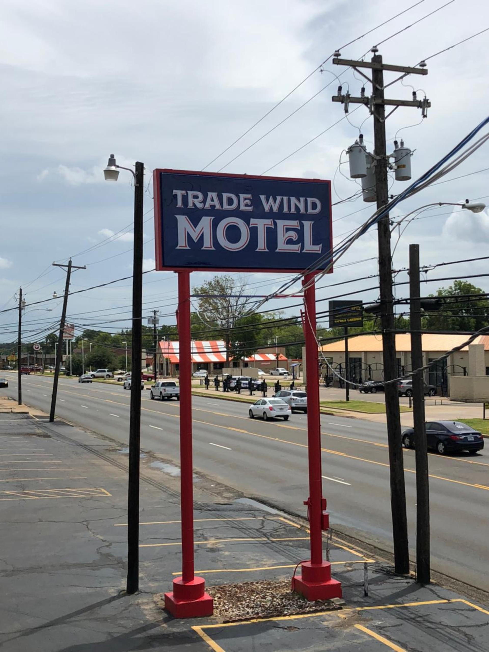 Trade Wind Motel Jacksonville TX US 69 photo 47